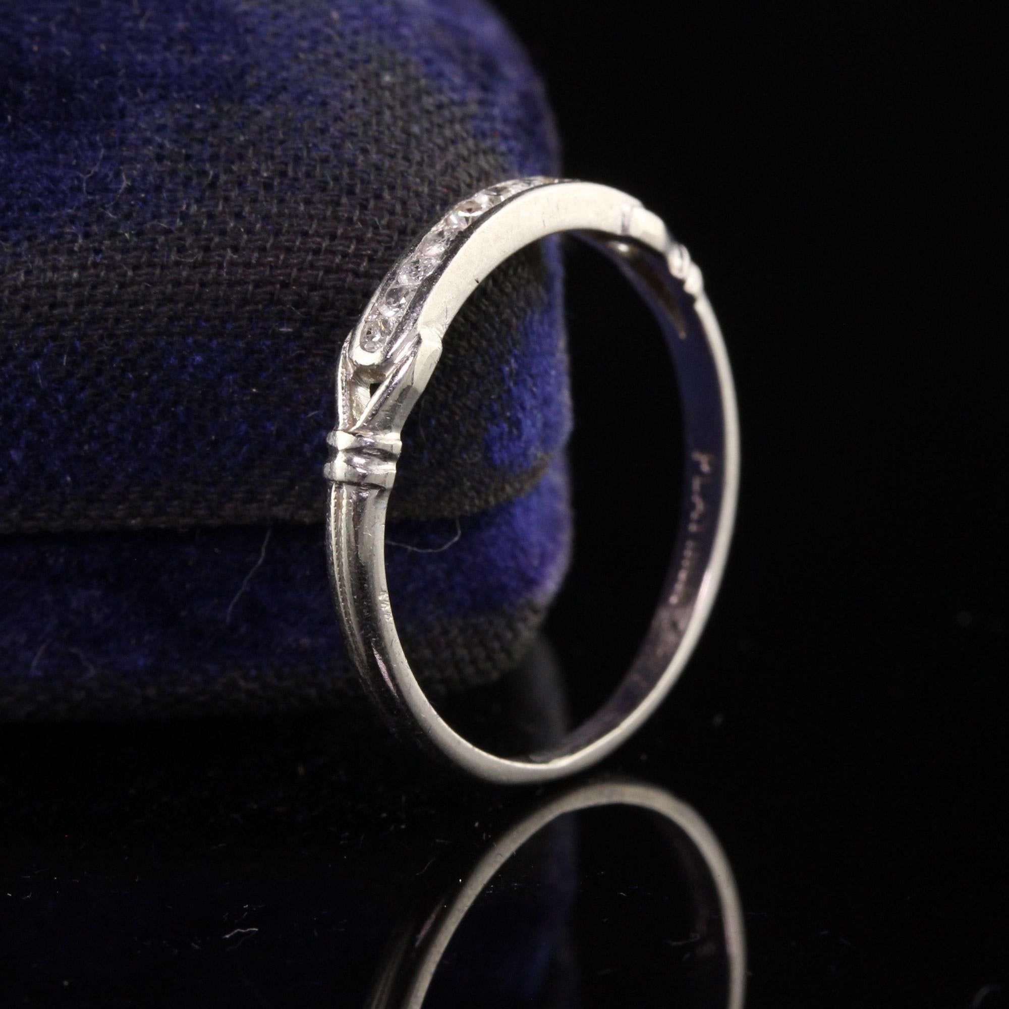 Antique Art Deco Platinum Single Cut Diamond Engraved Wedding Band In Good Condition For Sale In Great Neck, NY