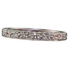Antiguo Anillo de Boda Art Decó de Platino con Diamante Grabado de Talla Única