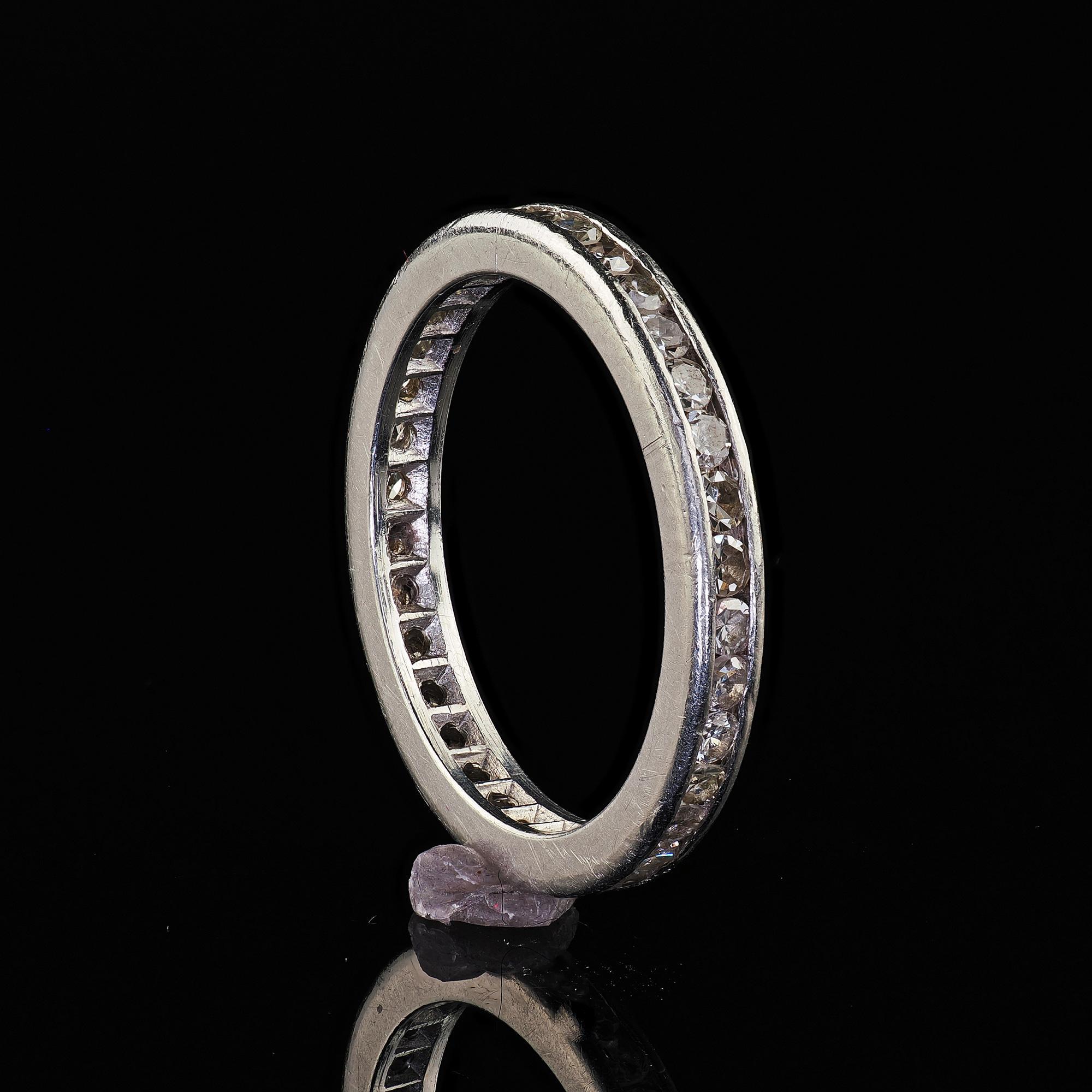 Antique Art Deco Platinum Single Cut Diamond Eternity Band Ring - Size 6 3/4 For Sale 1