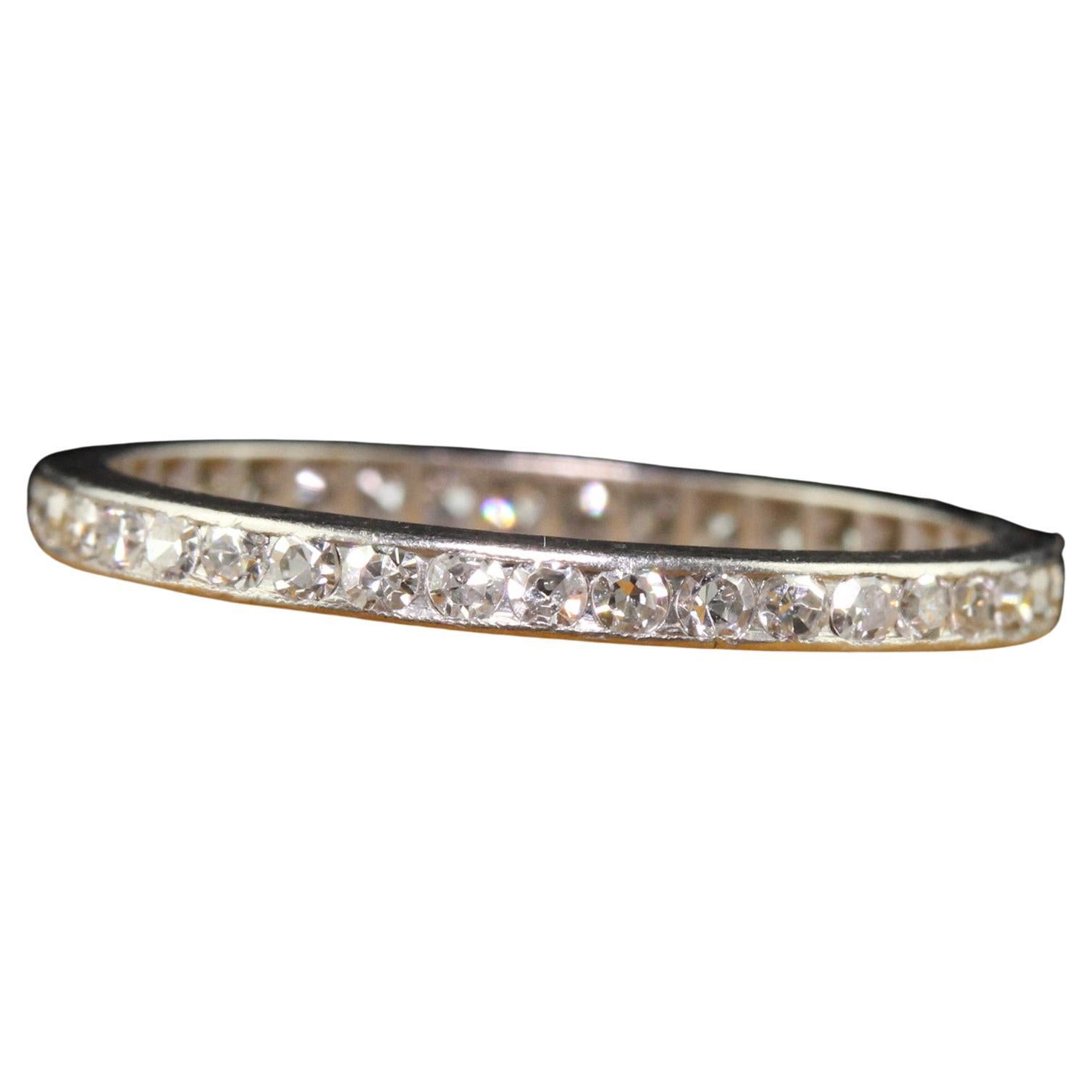 Antiker Art-Déco-Eternity-Ring aus Platin mit Diamant im Einzelschliff - Größe 5 1/2