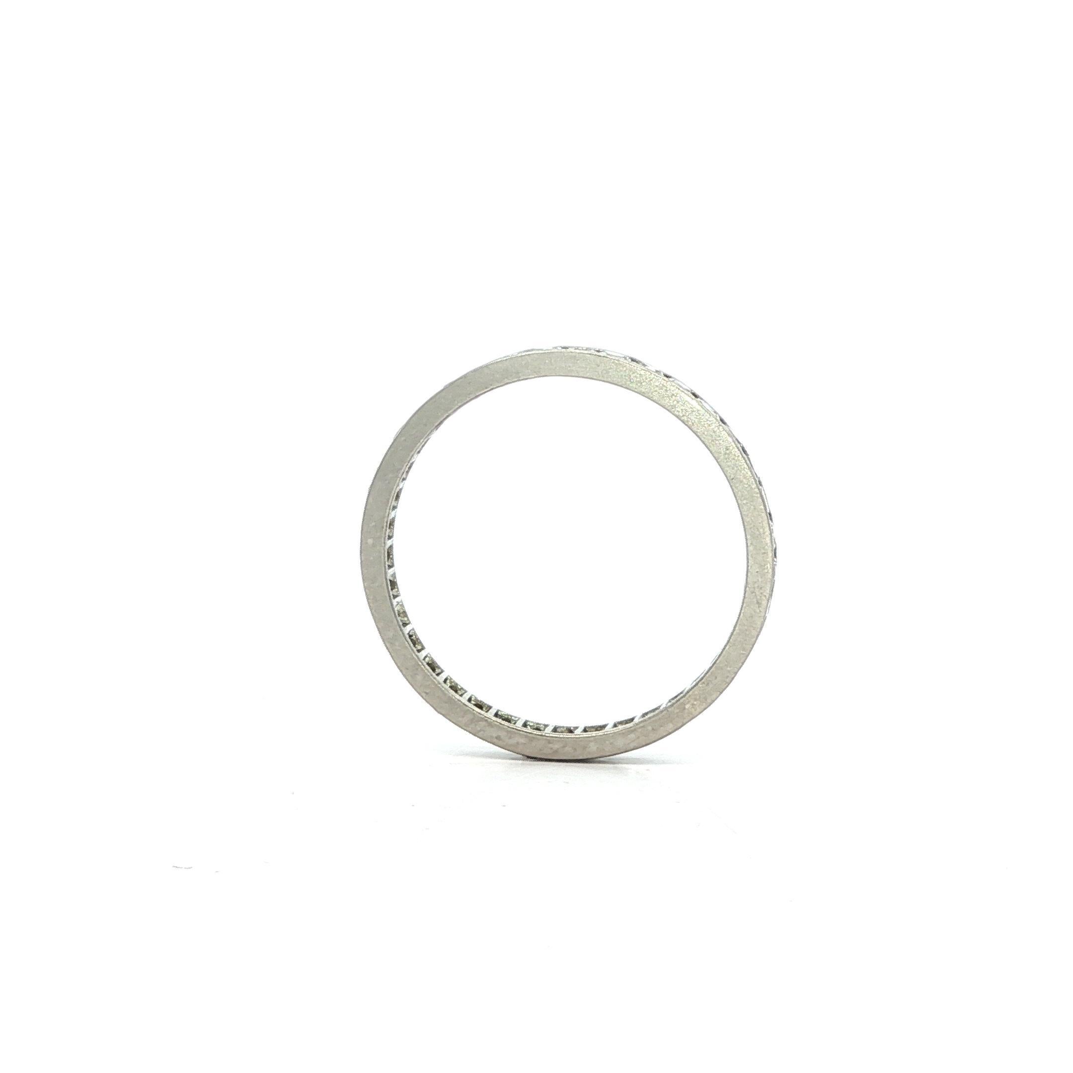 Antique Art Deco Platinum Single Cut Diamond Stackable Wedding Band Ring Sz 5.5 In Excellent Condition For Sale In Montclair, NJ