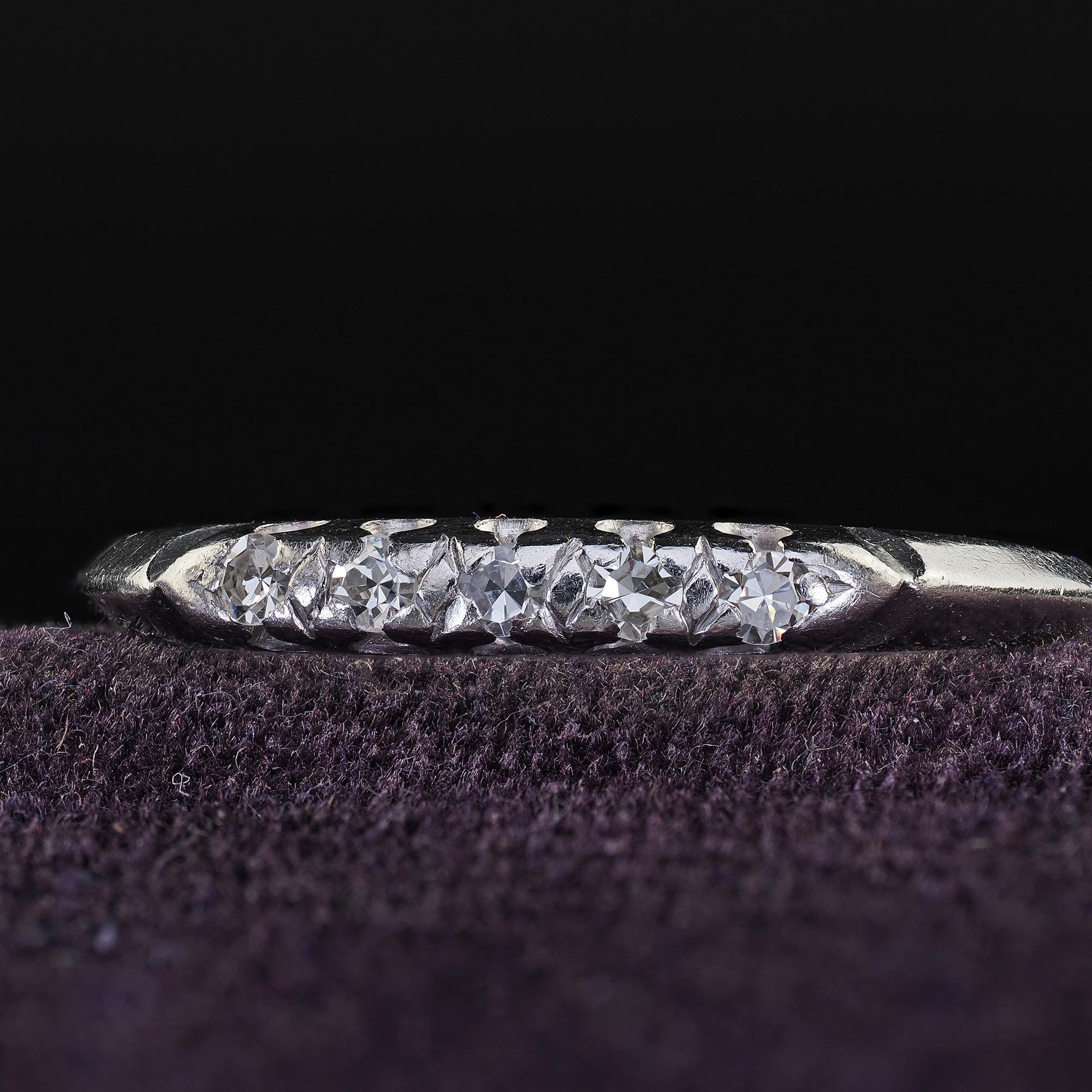 Alliance Art déco ancienne en platine avec diamant taille unique - Taille 7 1/4 en vente 1