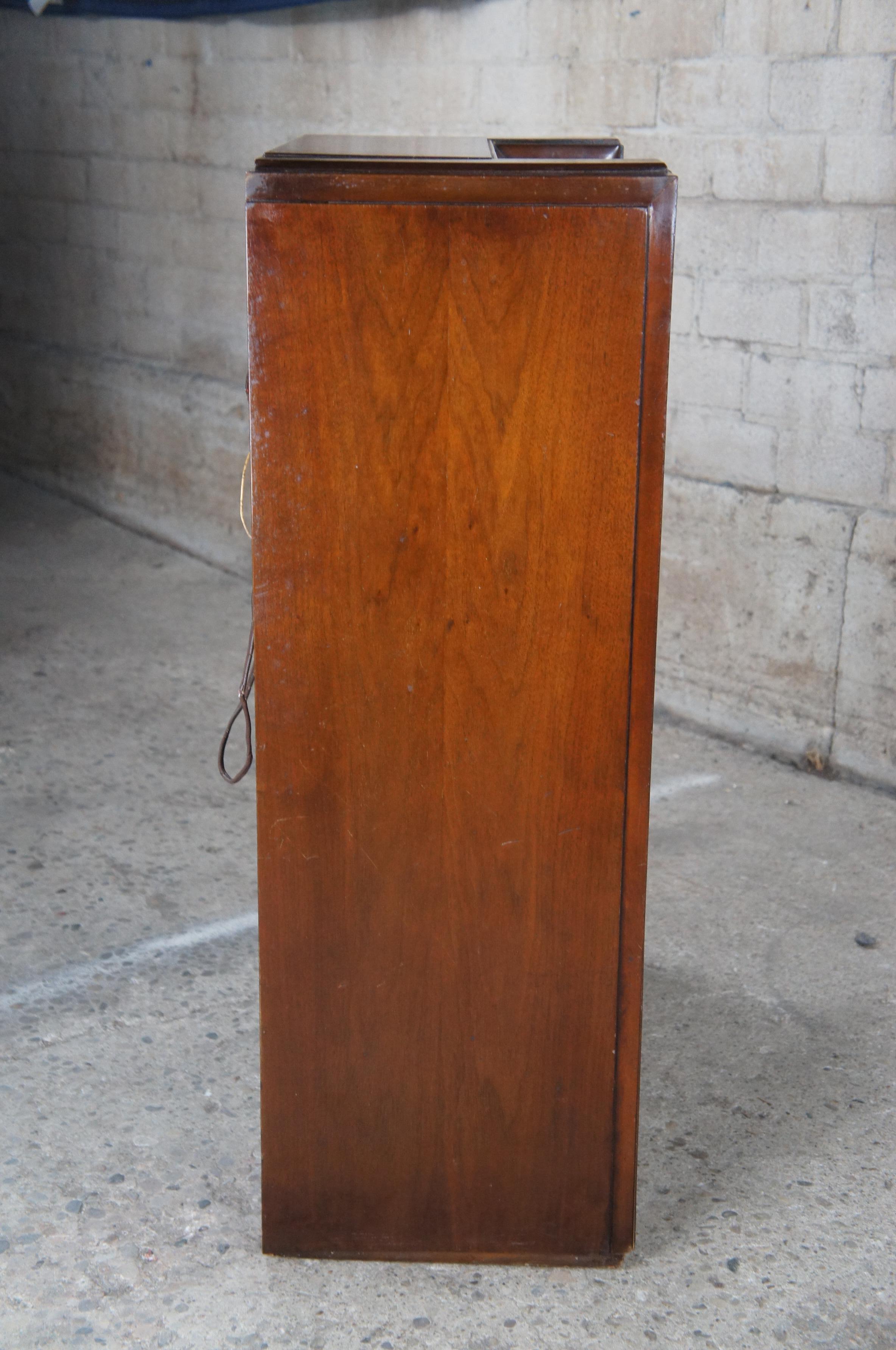 Antique Art Deco Pre War Philco 1939 Console Tube Radio Walnut Case 39-40 5