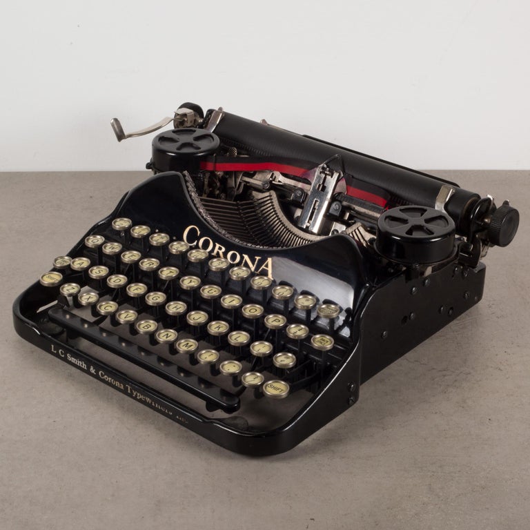 Antique Art Deco Refurbished Corona Portable Typewriter c.1930 In Good Condition In San Francisco, CA