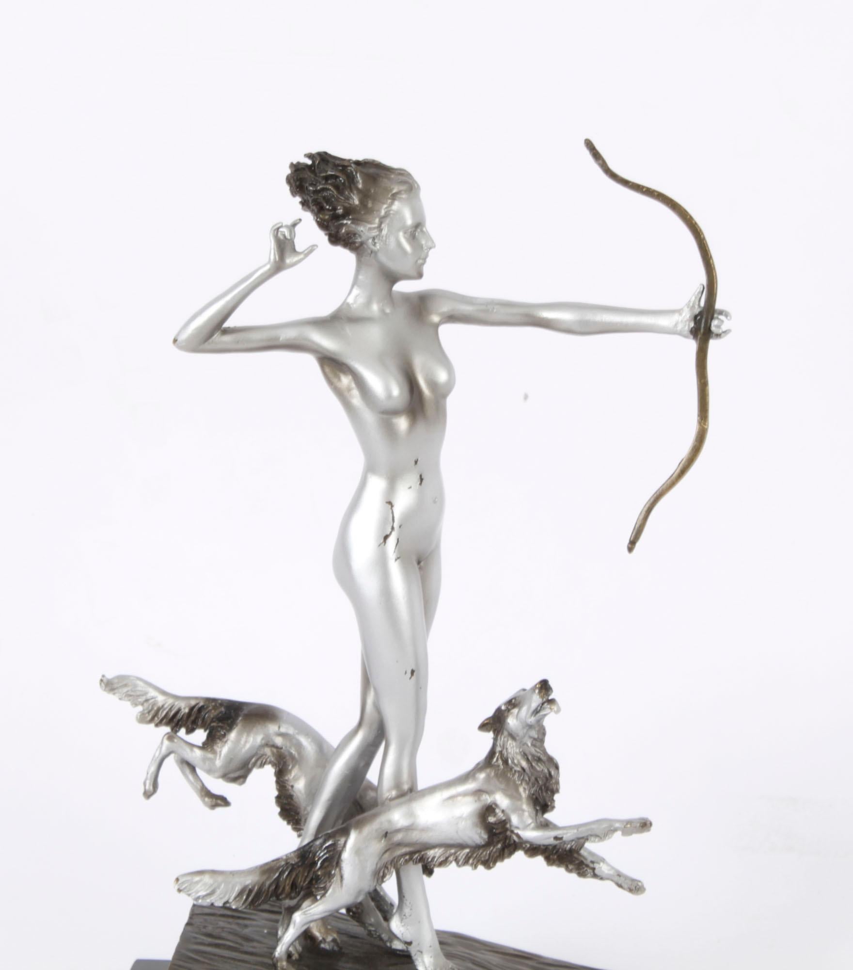 Antike Bronze im Art-Déco-Revival-Stil Diana der Jägerin Josef Lorenzl, 20. Jahrhundert im Angebot 3