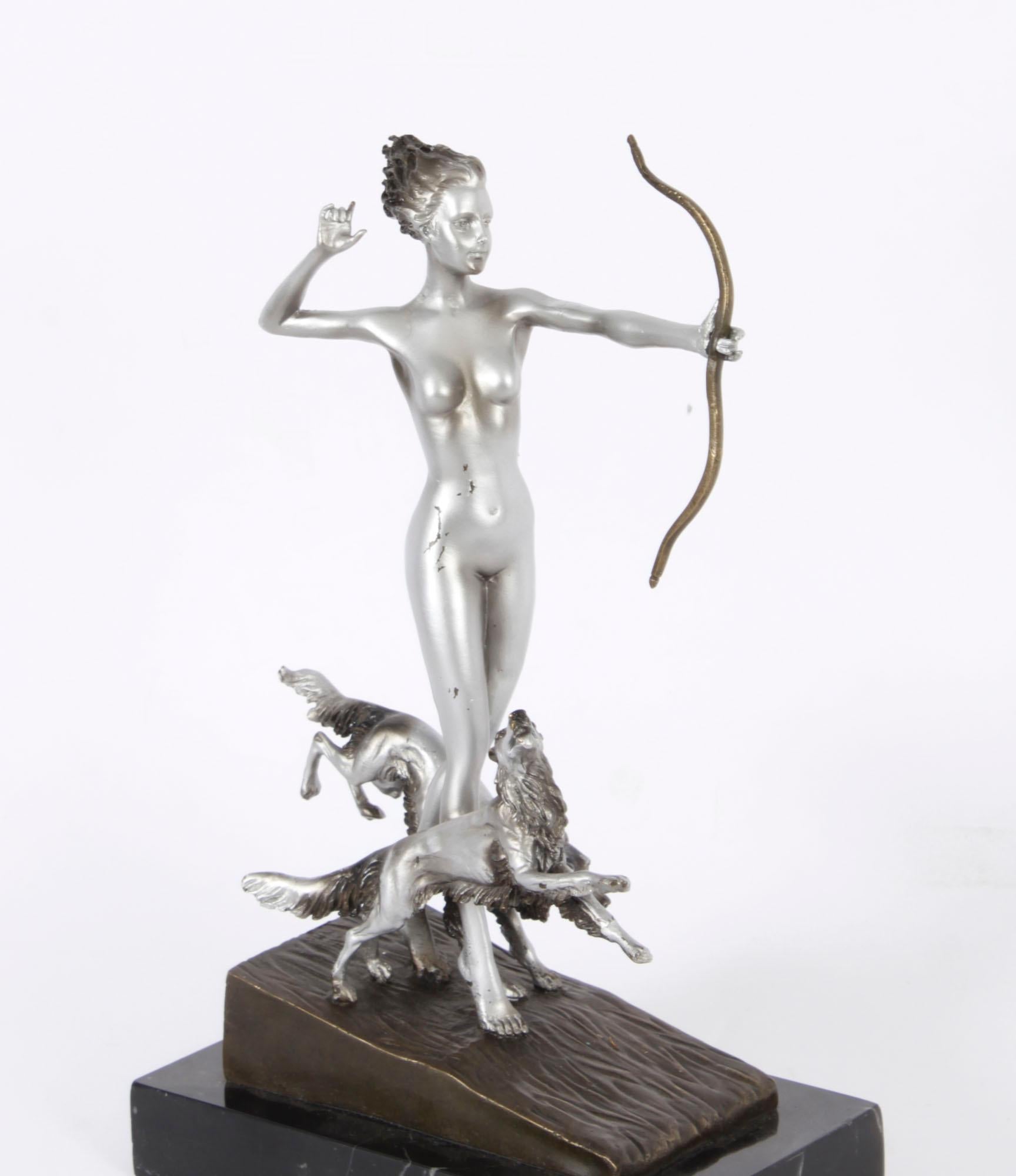 Antike Bronze im Art-Déco-Revival-Stil Diana der Jägerin Josef Lorenzl, 20. Jahrhundert im Angebot 4