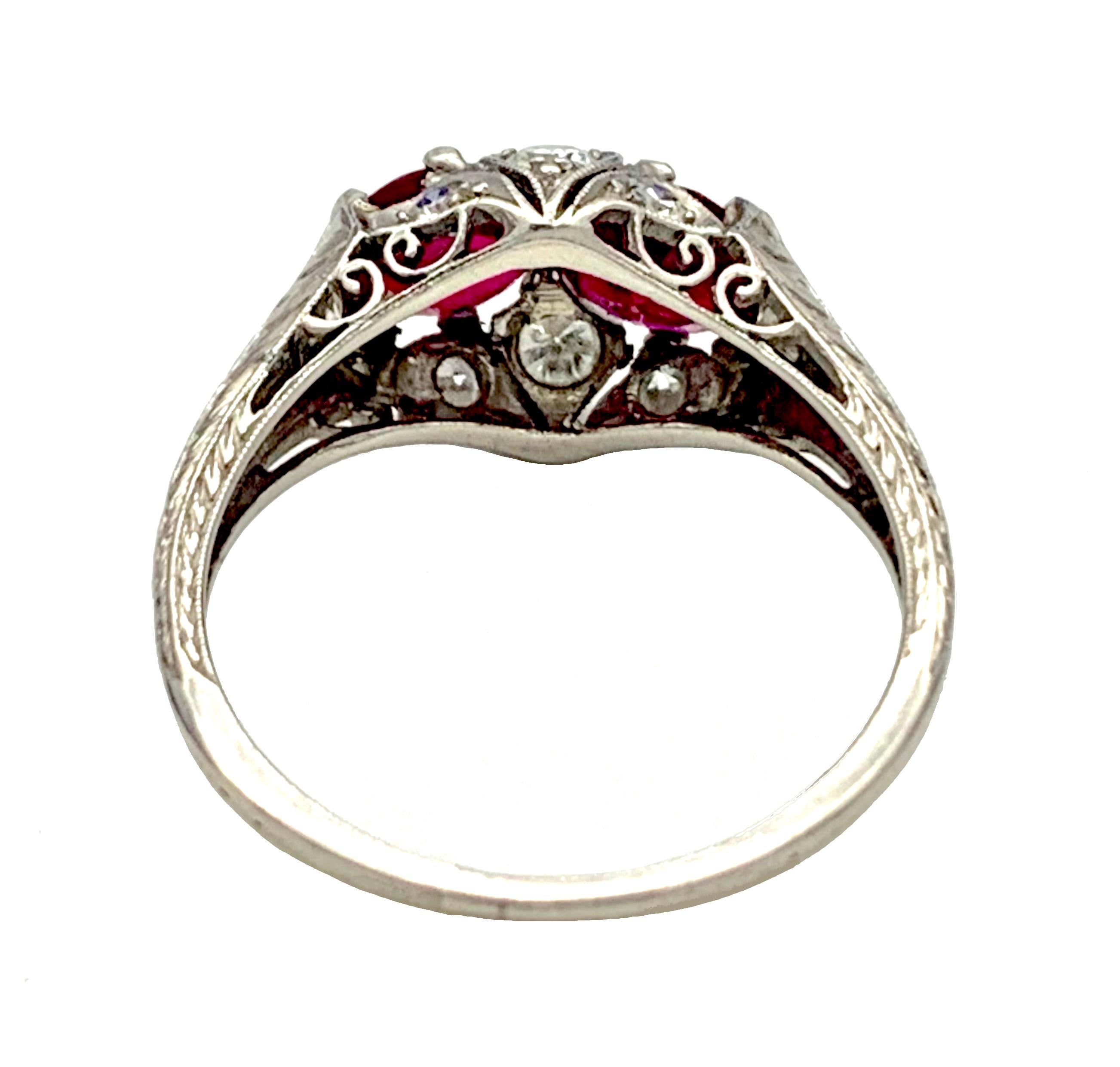 Antique Art Deco Ring Platinum Diamond Natural Ruby For Sale 1