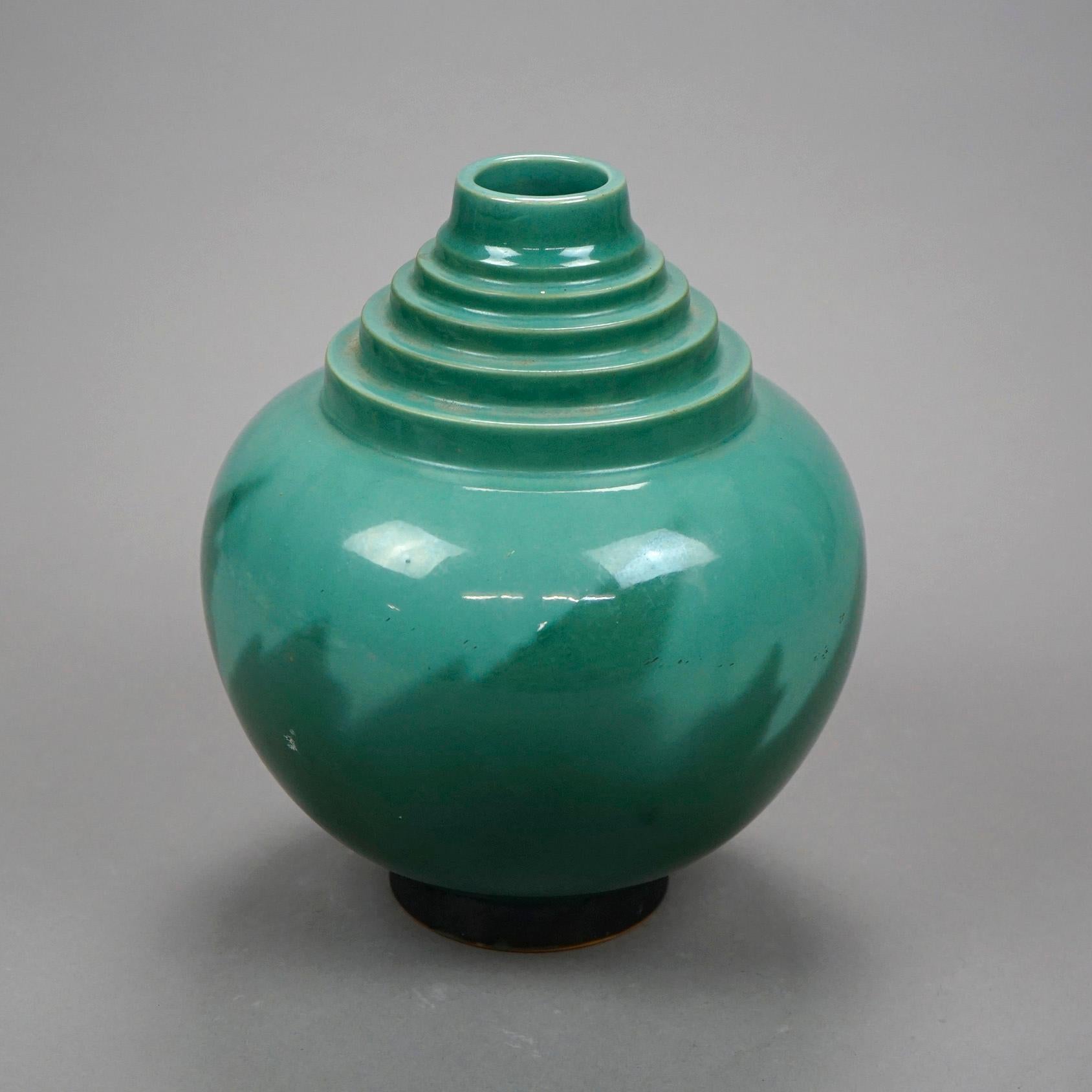 Antique Art Deco Roseville Futura Art Pottery Vase Circa 1930 In Good Condition In Big Flats, NY