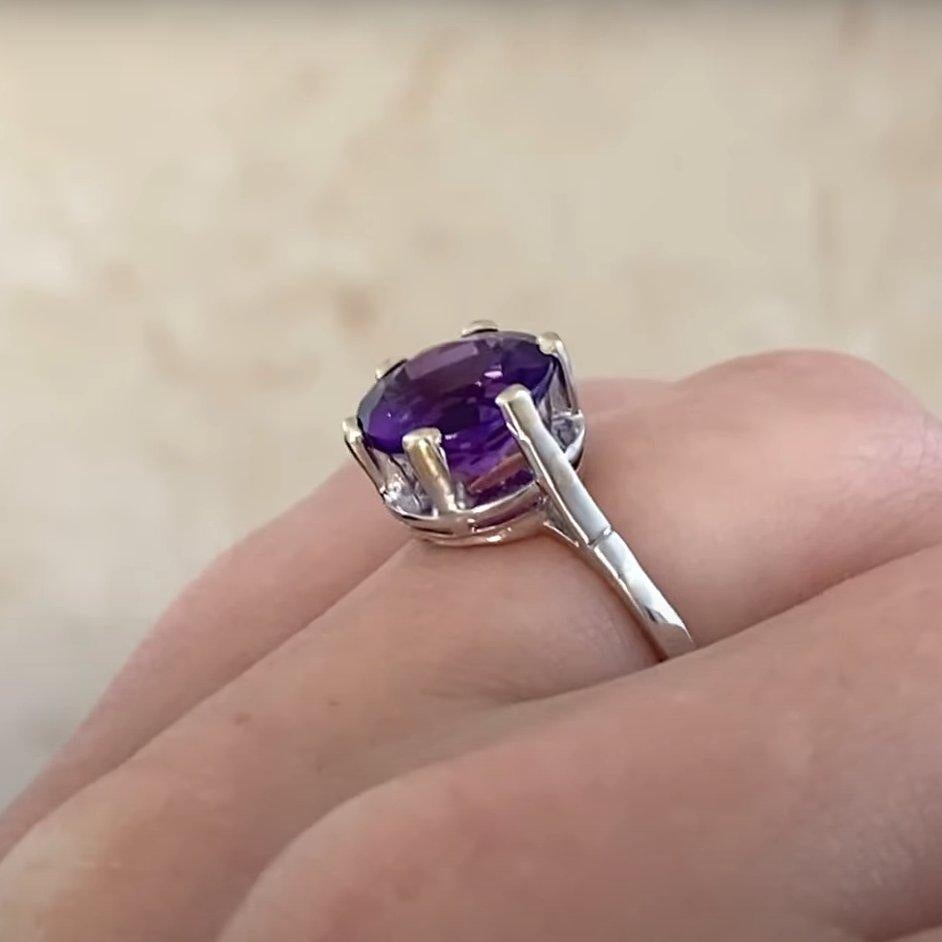 Bague ancienne Art Deco en améthyste taillée en rond  (environ 2,30 carats), platine Pour femmes en vente