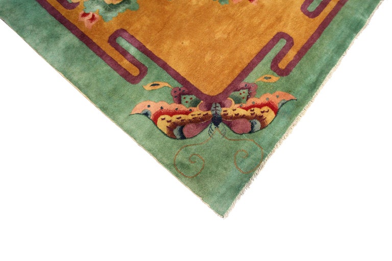 Antique Art Deco Rug Antique Chinese Rug Butterfly Chinese Rug 1920 In Good Condition For Sale In New York, NY