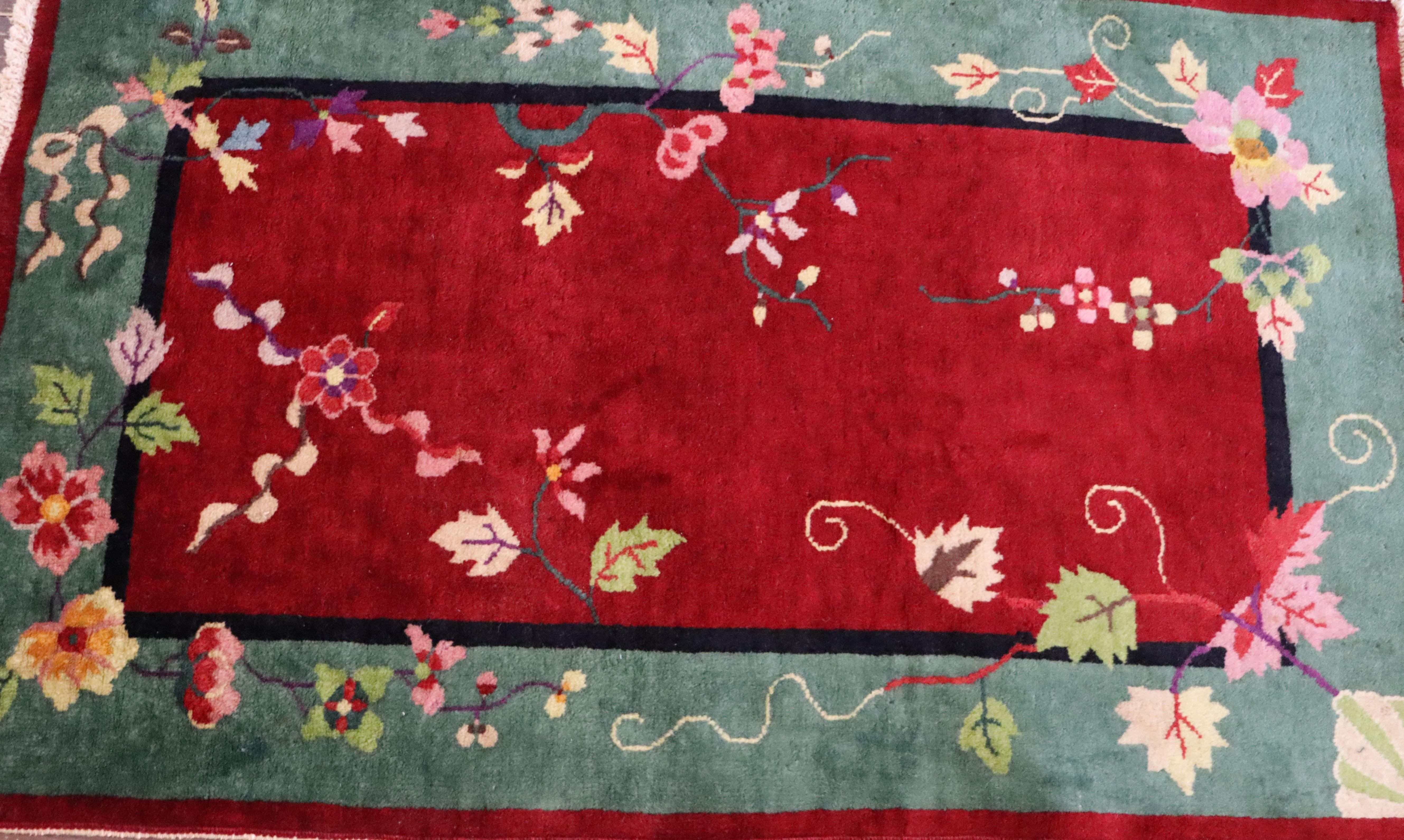 Antique Art Deco Rug, the Leaf's Queen In Excellent Condition In Evanston, IL