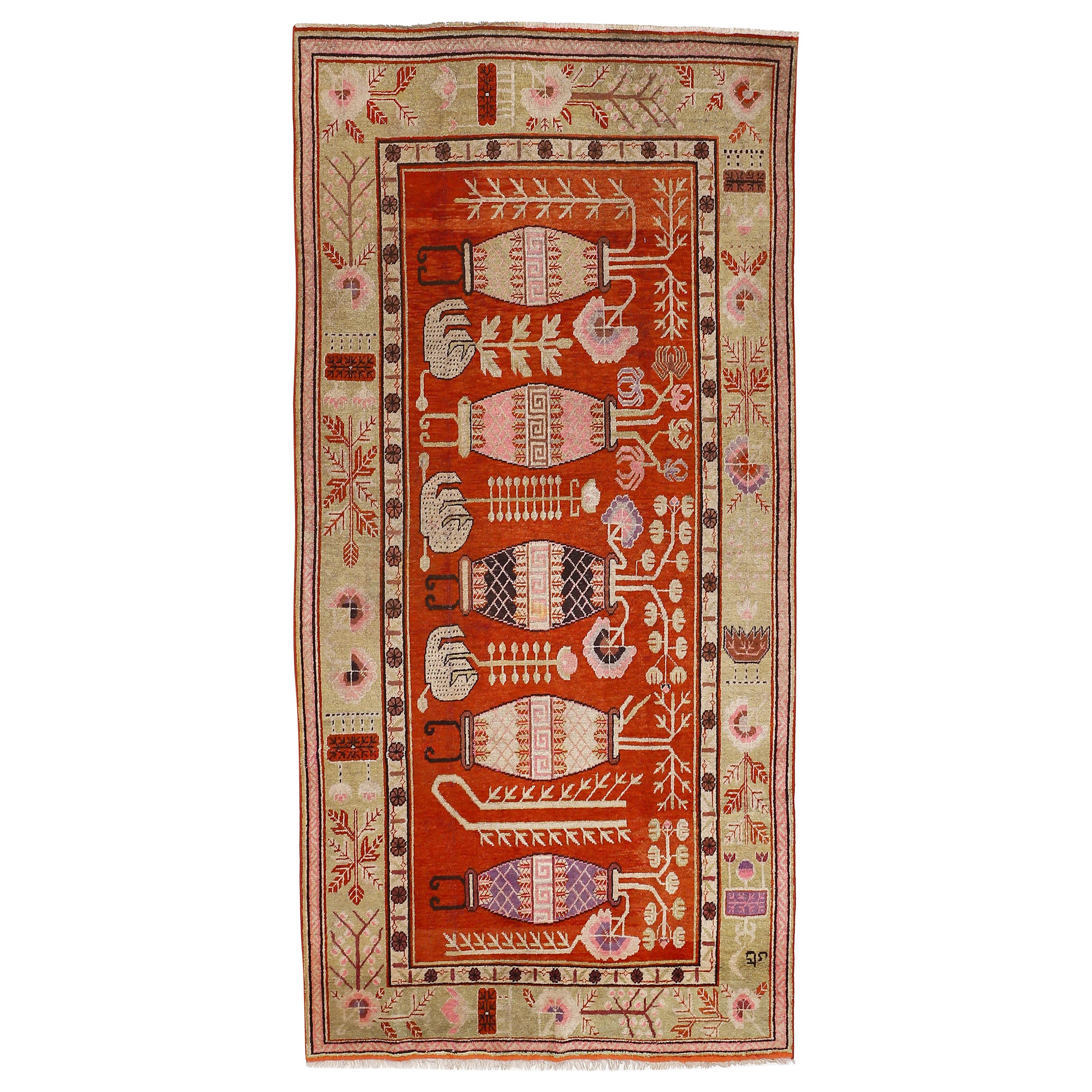 Antiker Samarkand Prestige-Teppich im Art déco-Stil mit antiken chinesischen Vasen mit Blumenmuster