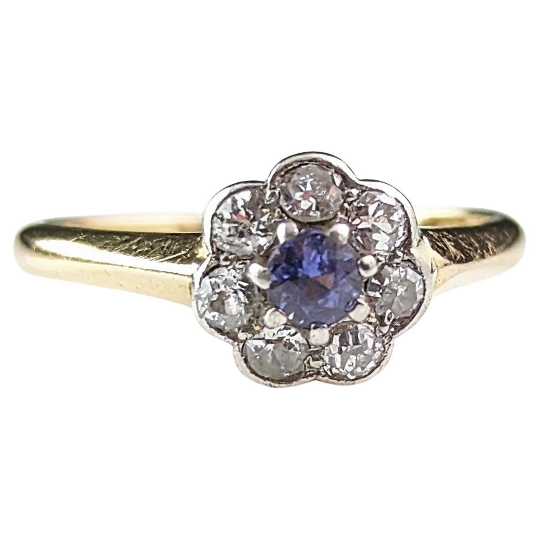 Antique Art Deco Sapphire and Diamond flower ring, 18k gold 