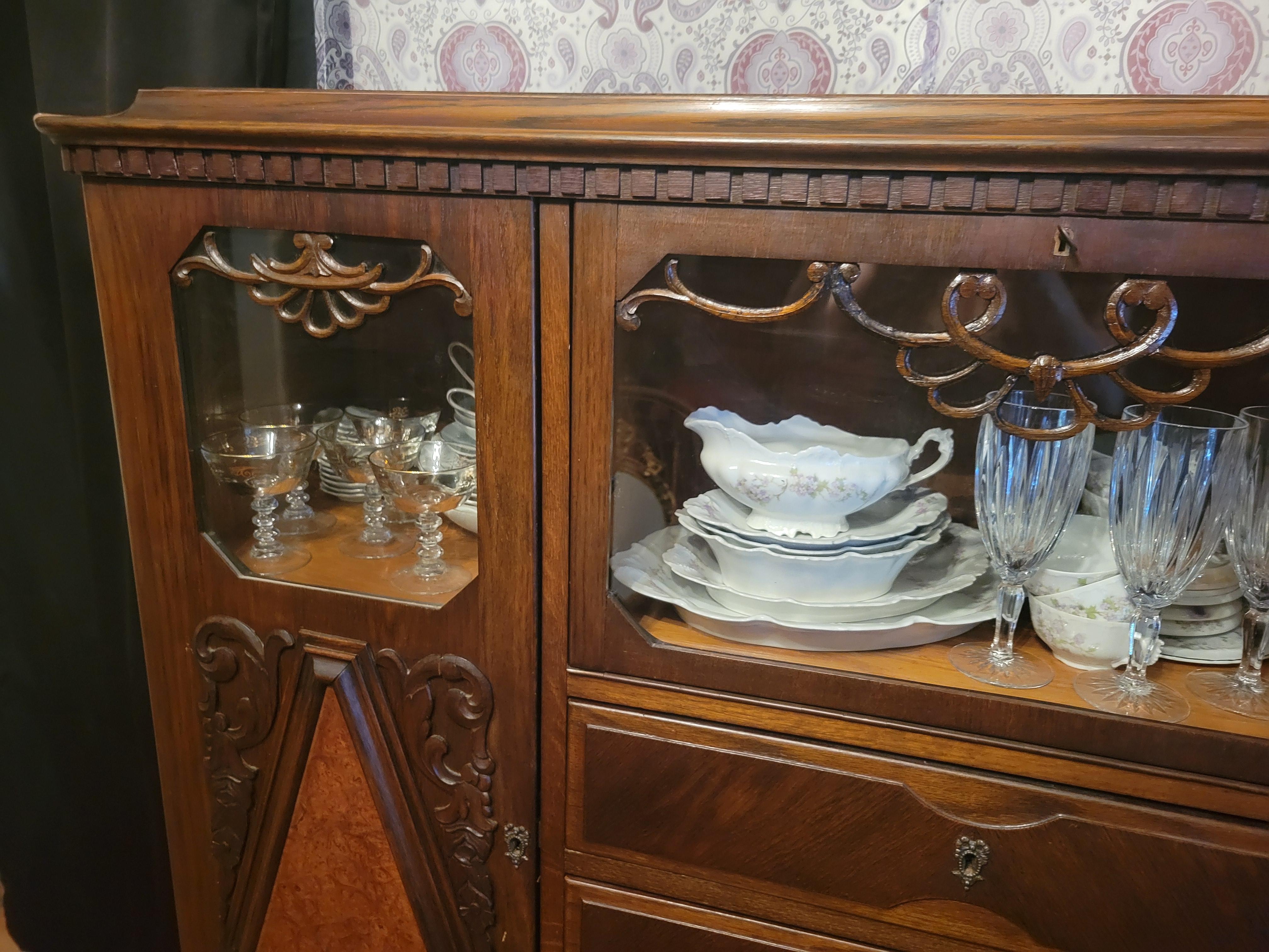 Antike Jugendstil-Hutch aus China mit 4 Schubladen im Zustand „Gut“ im Angebot in Phoenix, AZ
