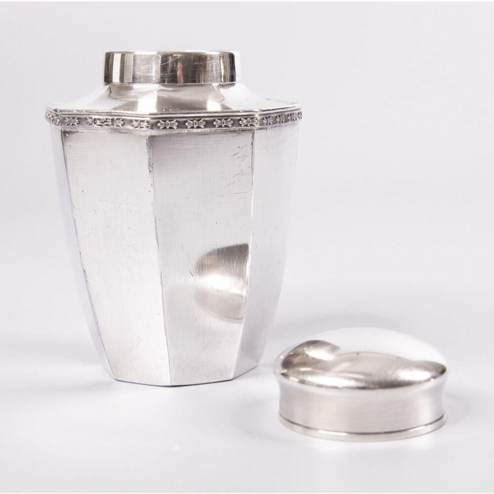 20th Century Antique Art Deco Silver Plate Lidded Tea Caddy For Sale