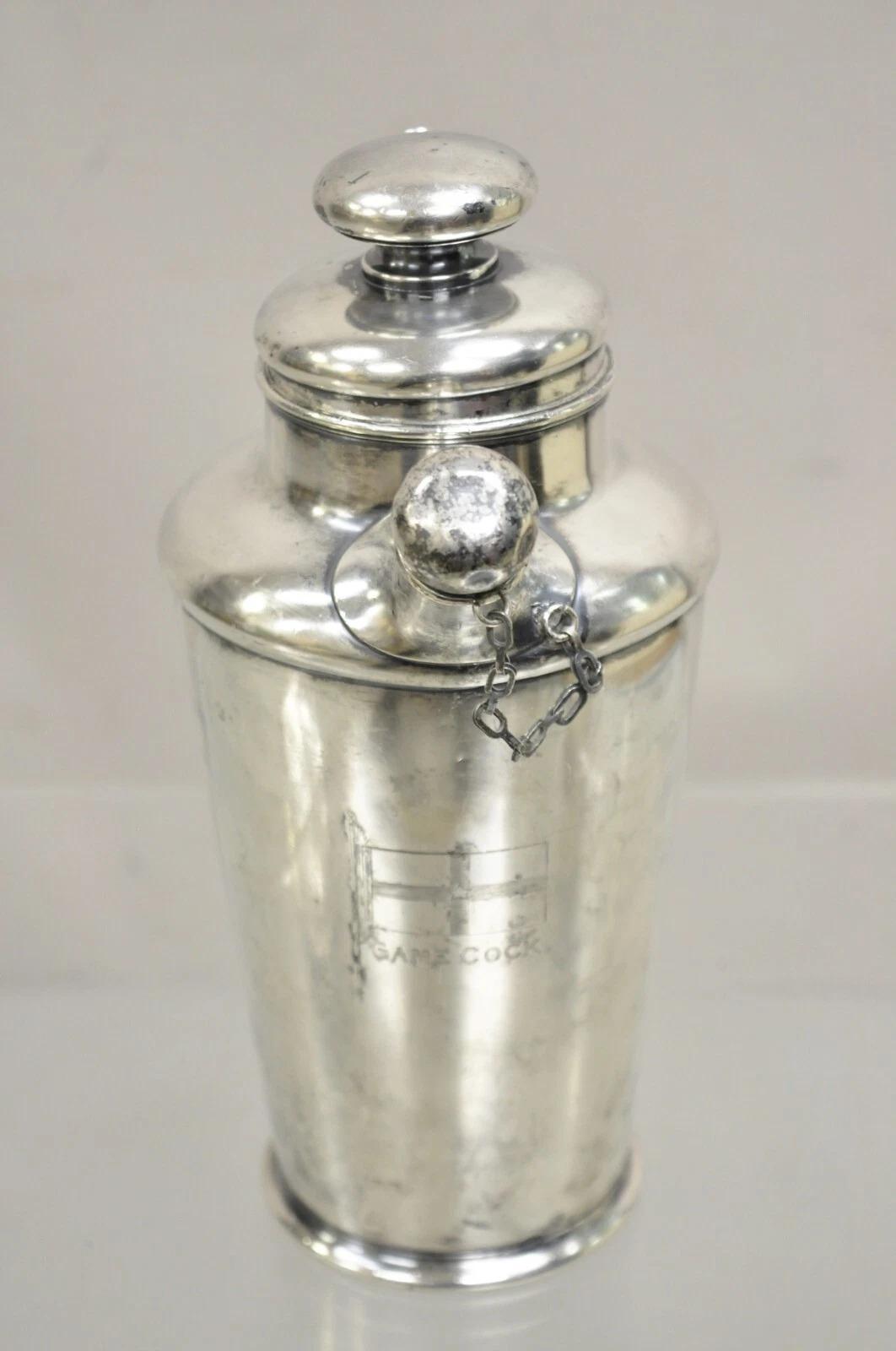 Inconnu Shaker à cocktail Art déco ancien en métal argenté « Game Cock » avec monogramme en vente