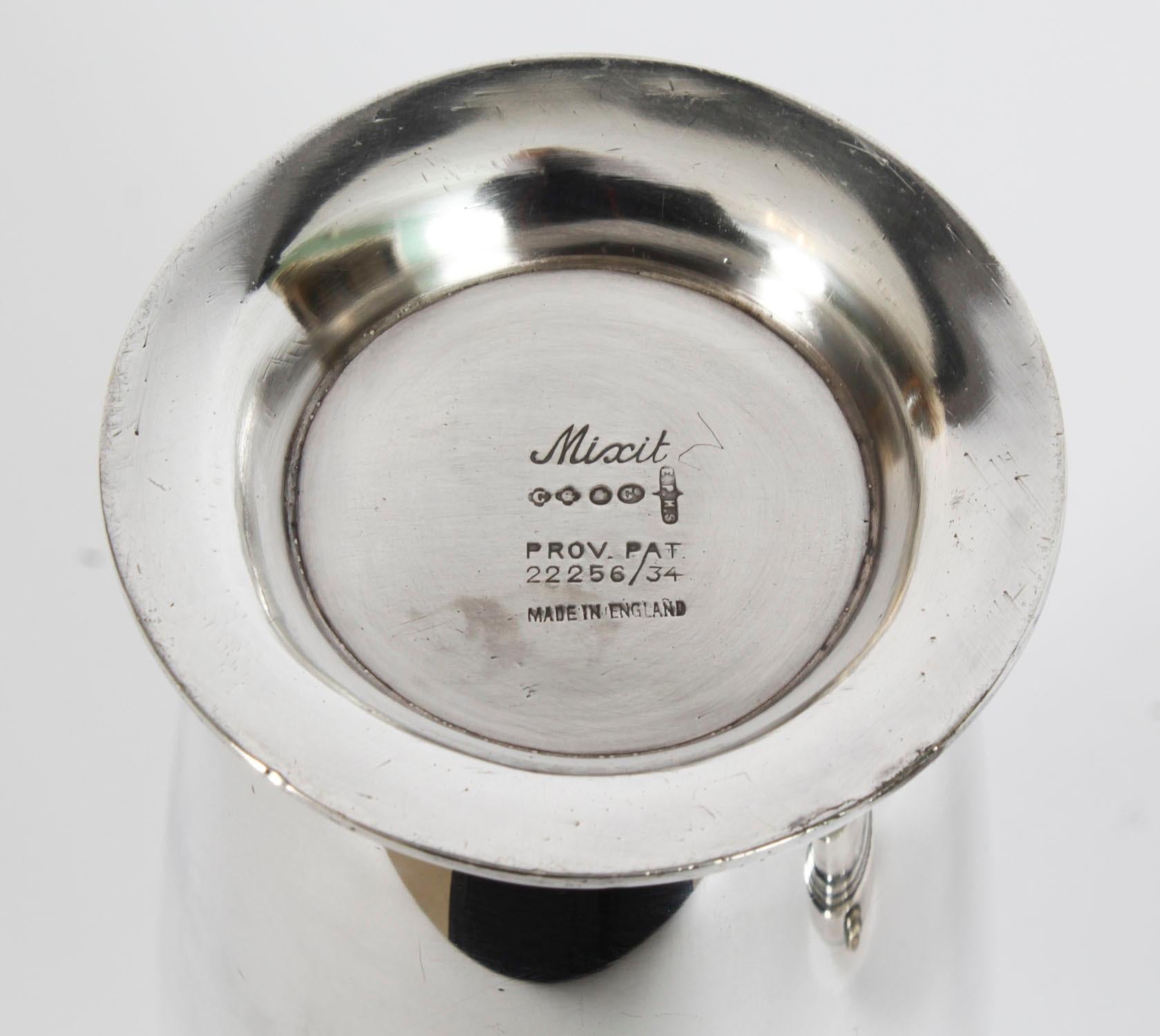 Shaker à cocktail Art déco ancien en métal argenté par Mixit 20ème siècle en vente 8