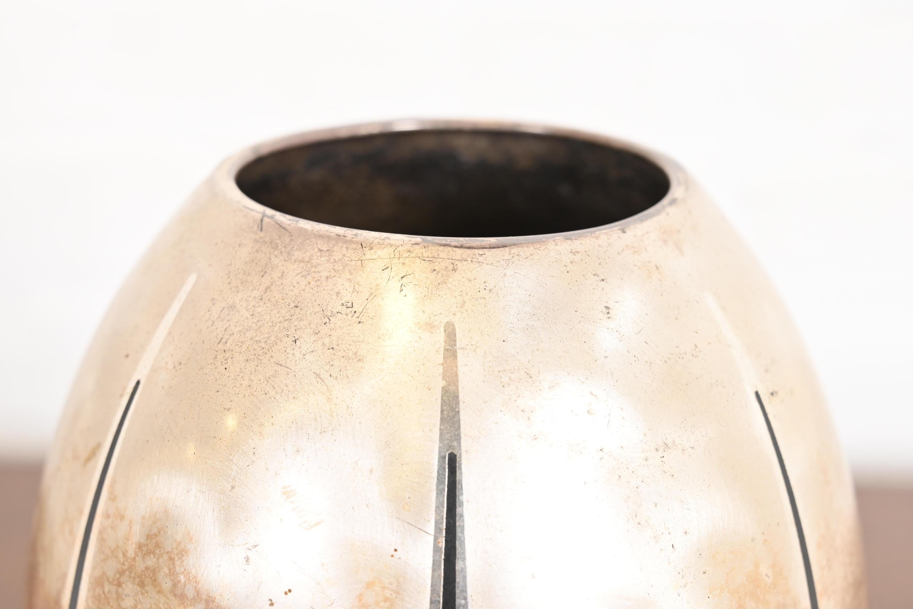 Antiguo jarrón Art Decó de plata de WMF Ikora, circa años 30 en venta 1