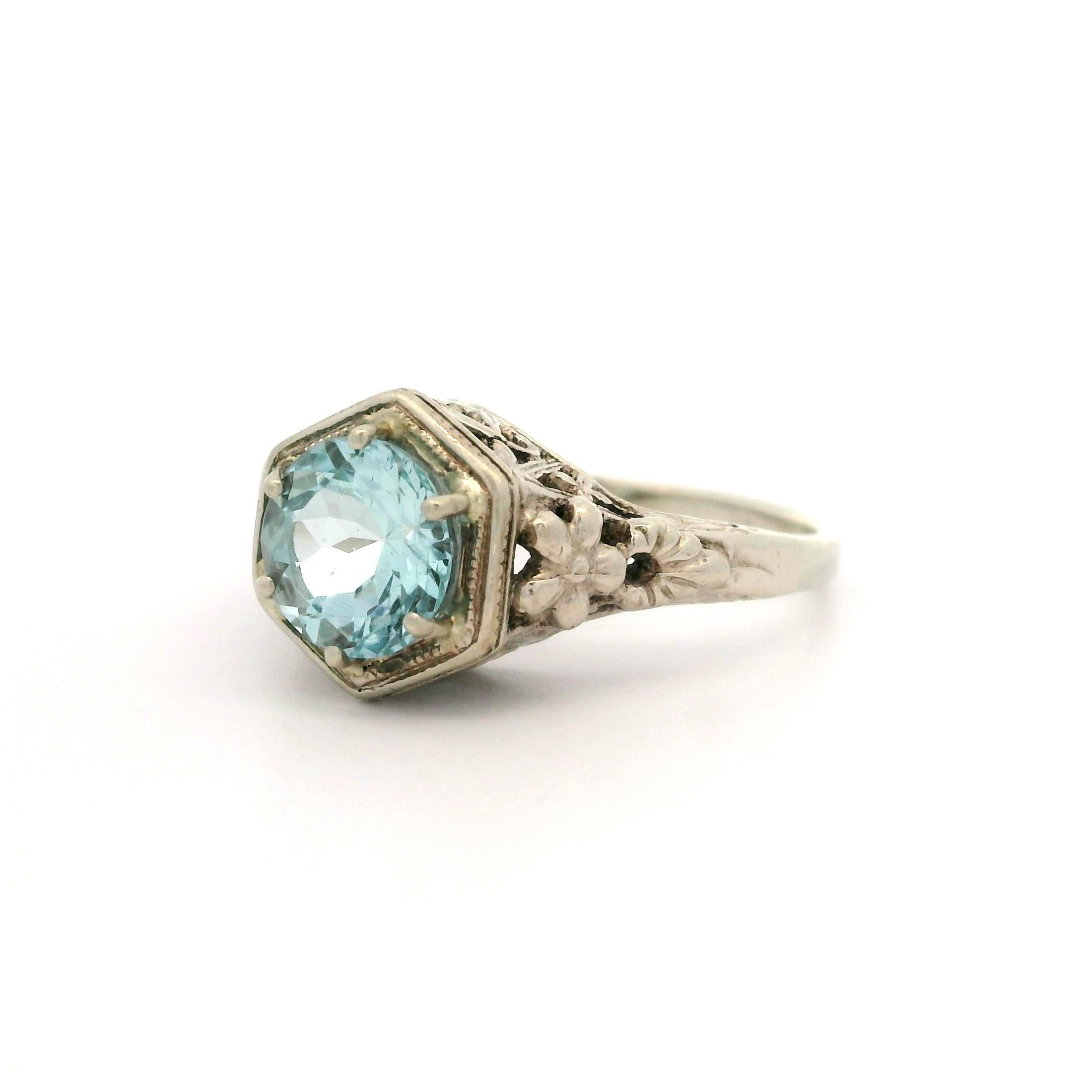 Antique Art Deco Solid White Gold 1.06ct Round Aquamarine Floral Open Work Ring For Sale 5
