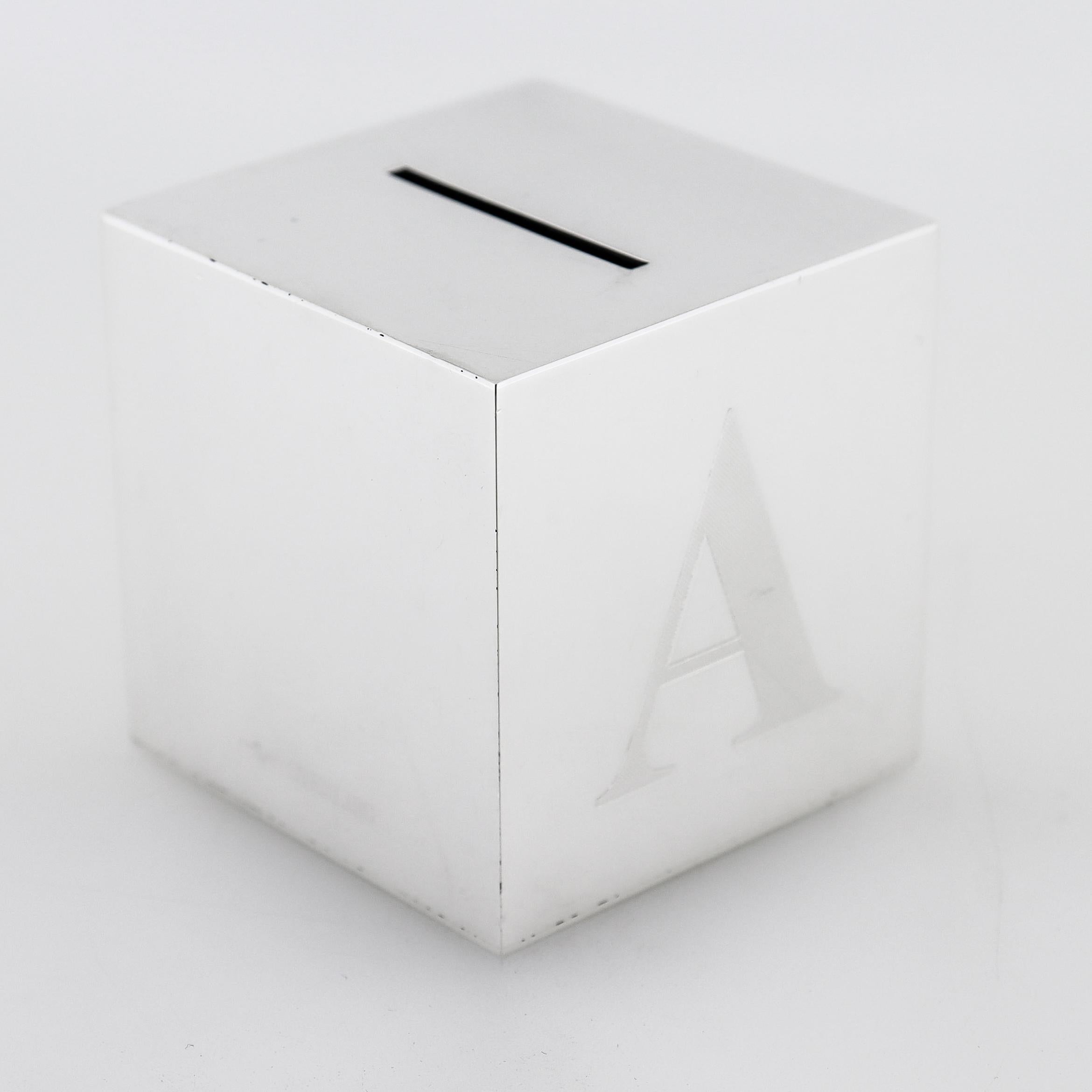 Ancienne banque de pièces de monnaie Art déco en argent sterling « ABC » en forme de cube en vente 2