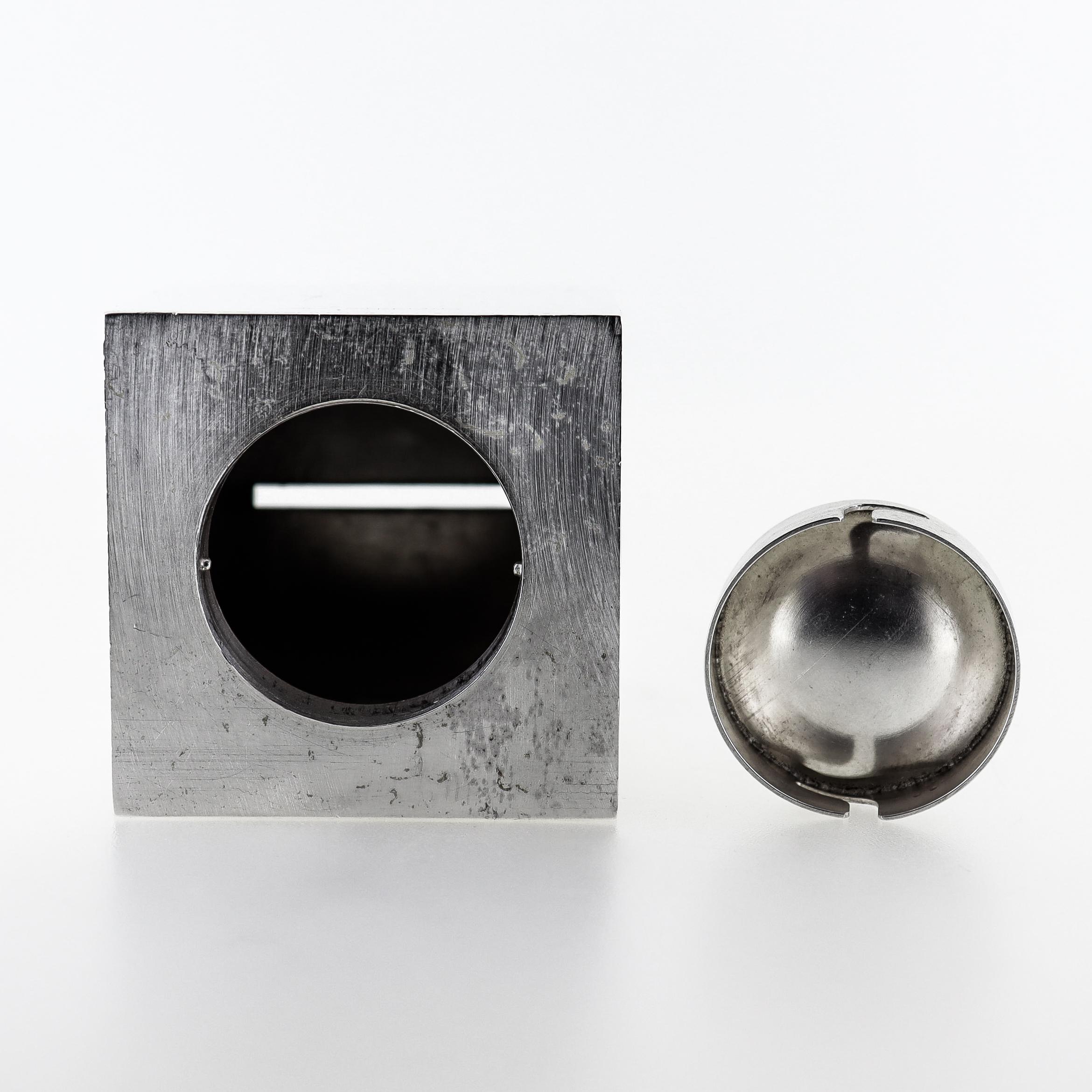 Ancienne banque de pièces de monnaie Art déco en argent sterling « ABC » en forme de cube en vente 5