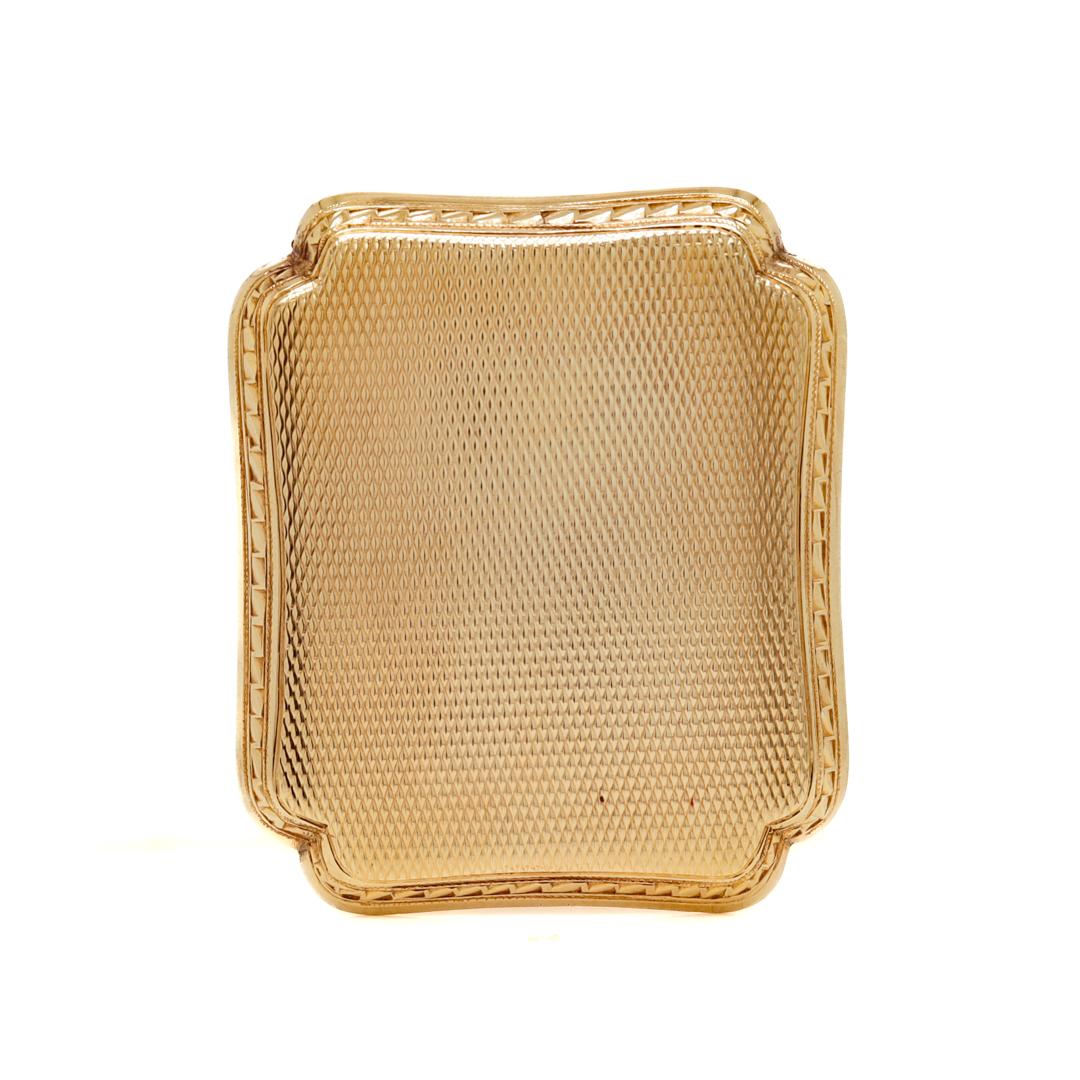 Poudrier ou pilulier de style Art déco ancien en or 14 carats et émail avec miroir en vente 2