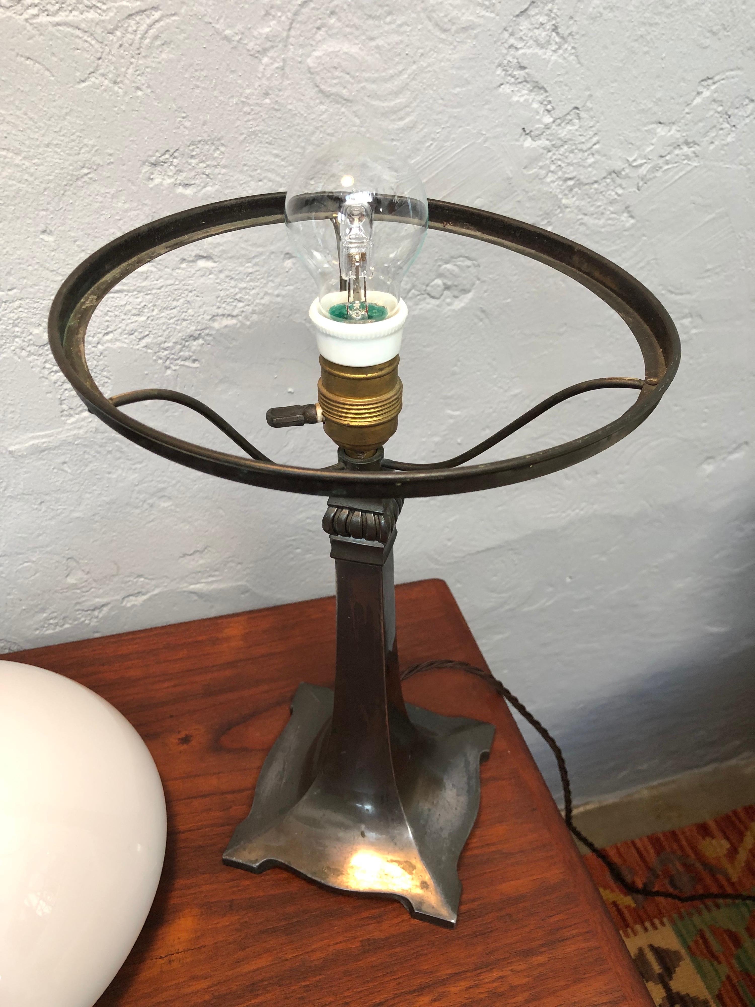 Antique Art Deco Table Lamp in Cast Alloy with an Opaline Blown Glass Shade 2