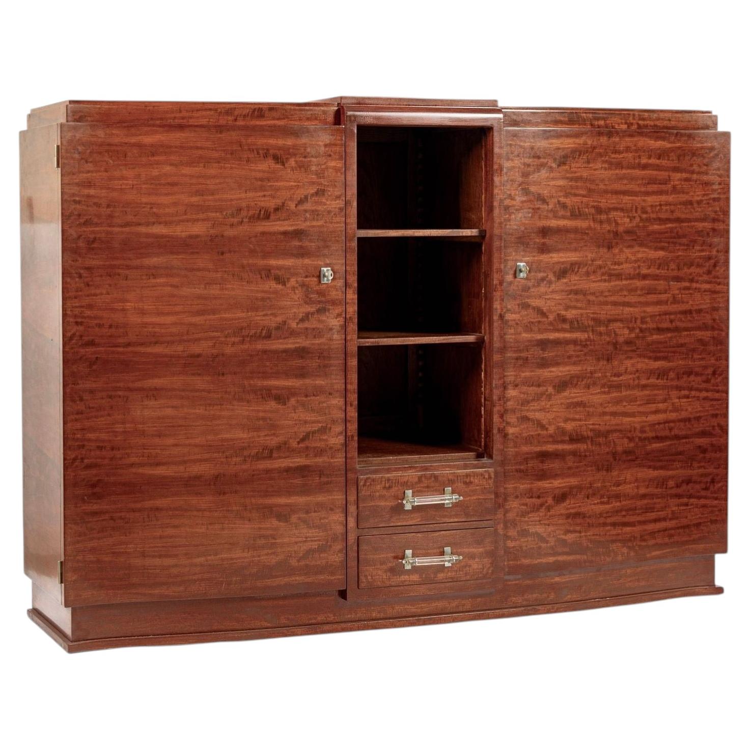 Antike Art Deco Tall Mahagoni Holz Lagerung oder Bar Schrank 1940er Jahre im Angebot