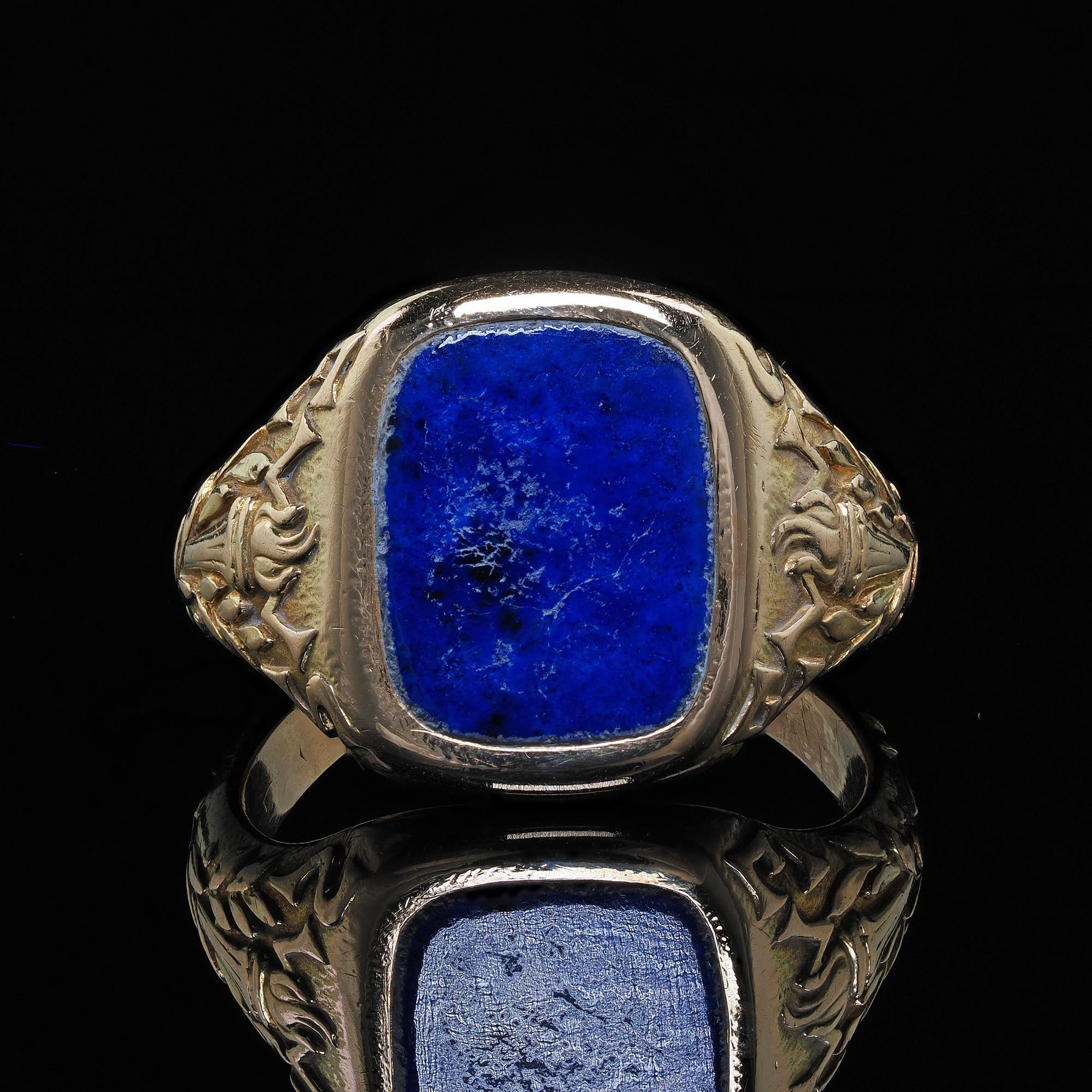 Antique Art Deco Tiffany and Co 14K Yellow Gold Lapis Engraved Ring 2