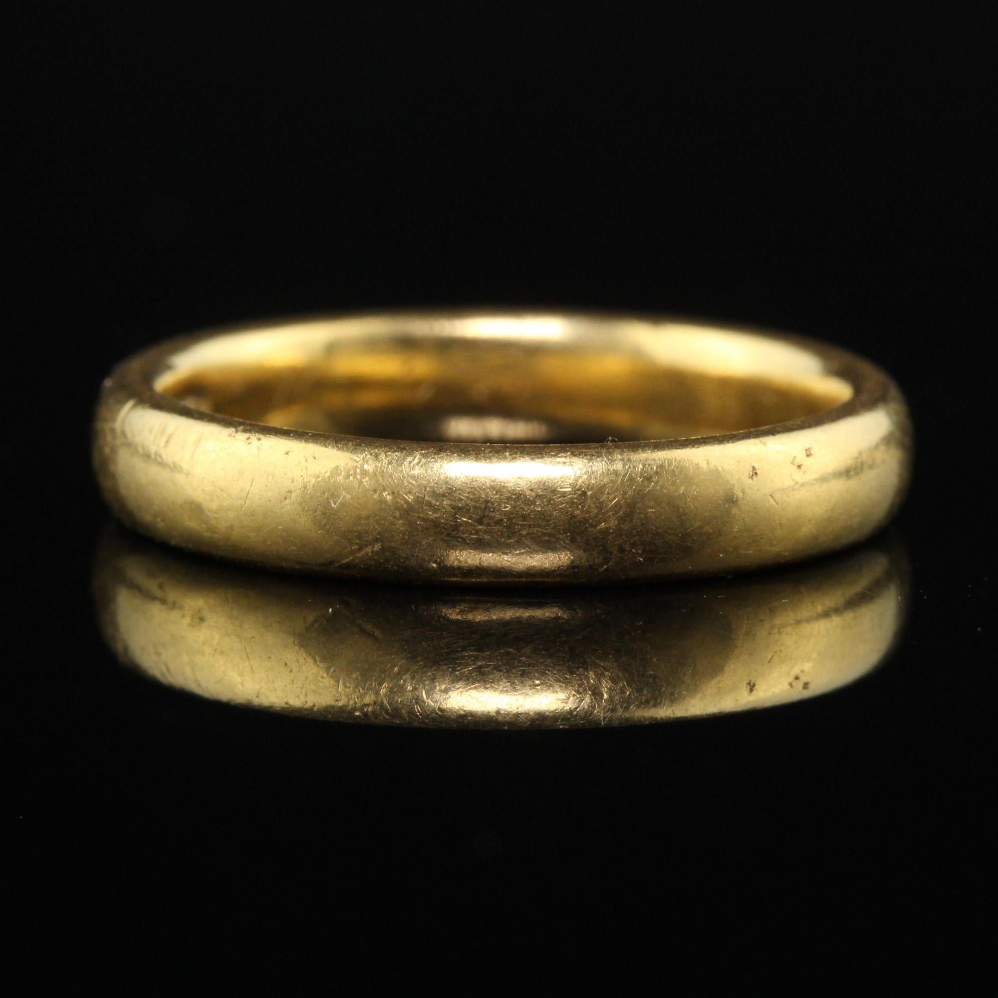 Antique Art Deco Tiffany and Co 22K Yellow Gold Wedding Band - Size 5 1/4 In Good Condition For Sale In Great Neck, NY