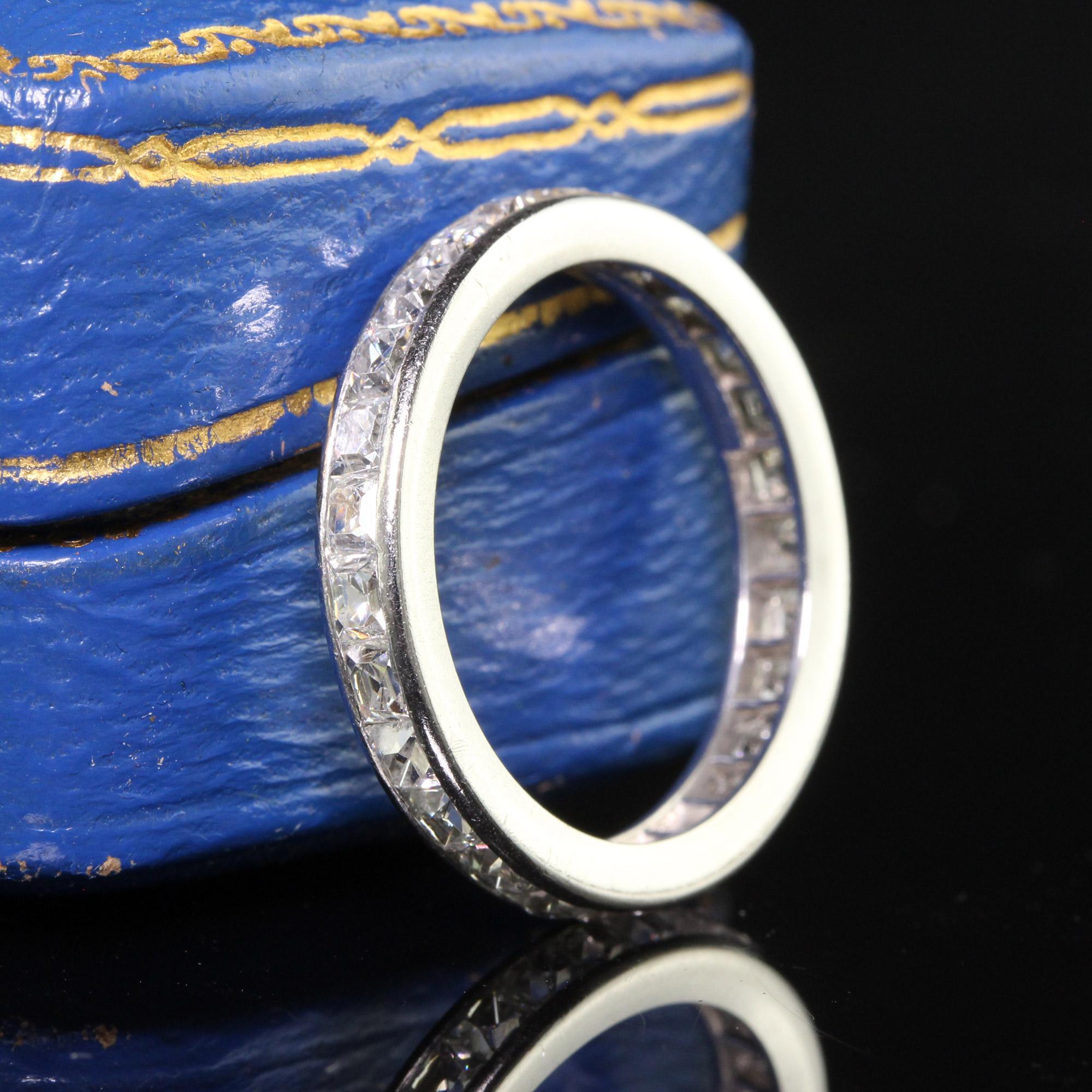 Antiker Art Deco Tiffany & Co Platin-Eternity-Ring mit französischem Diamantschliff (Art déco) im Angebot