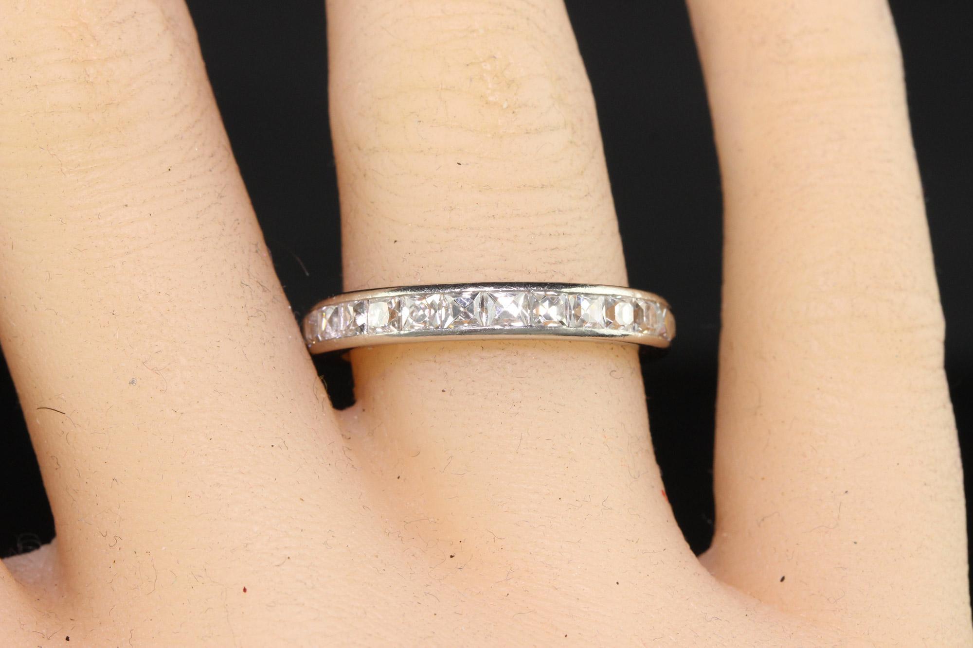 Antiker Art Deco Tiffany & Co Platin-Eternity-Ring mit französischem Diamantschliff im Angebot 2