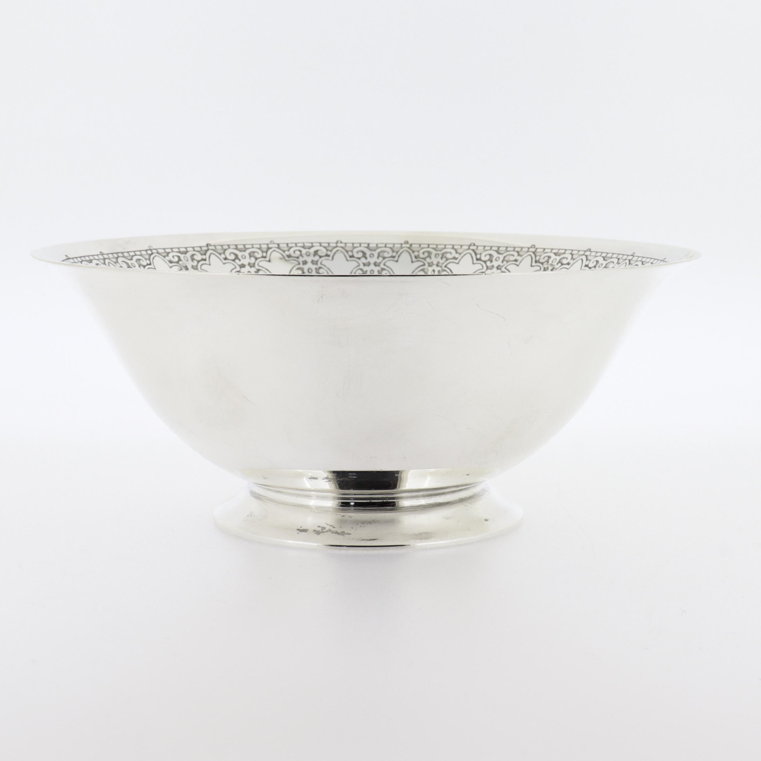 Antiguo Art Decó Tiffany & Co. Cuenco de plata de ley grabado en venta 2