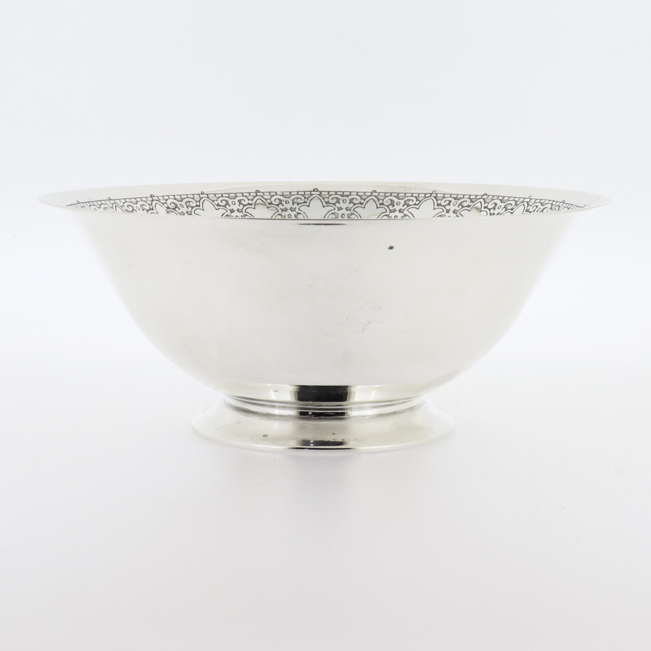 Antiguo Art Decó Tiffany & Co. Cuenco de plata de ley grabado en venta 3