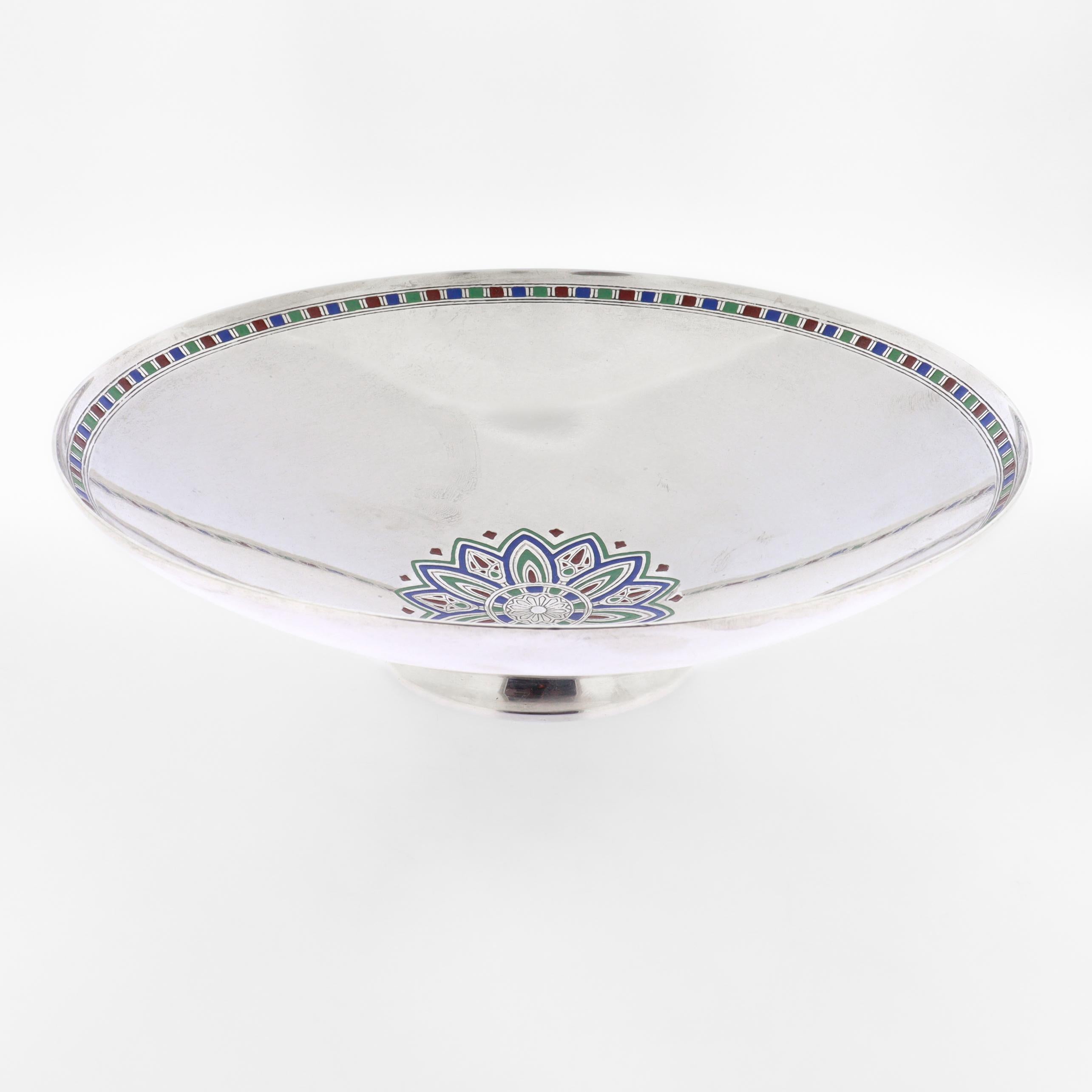 Antikes Art Deco Tiffany & Co. Schale aus Sterling Silber und Mosaik-Emaille im Zustand „Relativ gut“ im Angebot in Philadelphia, PA