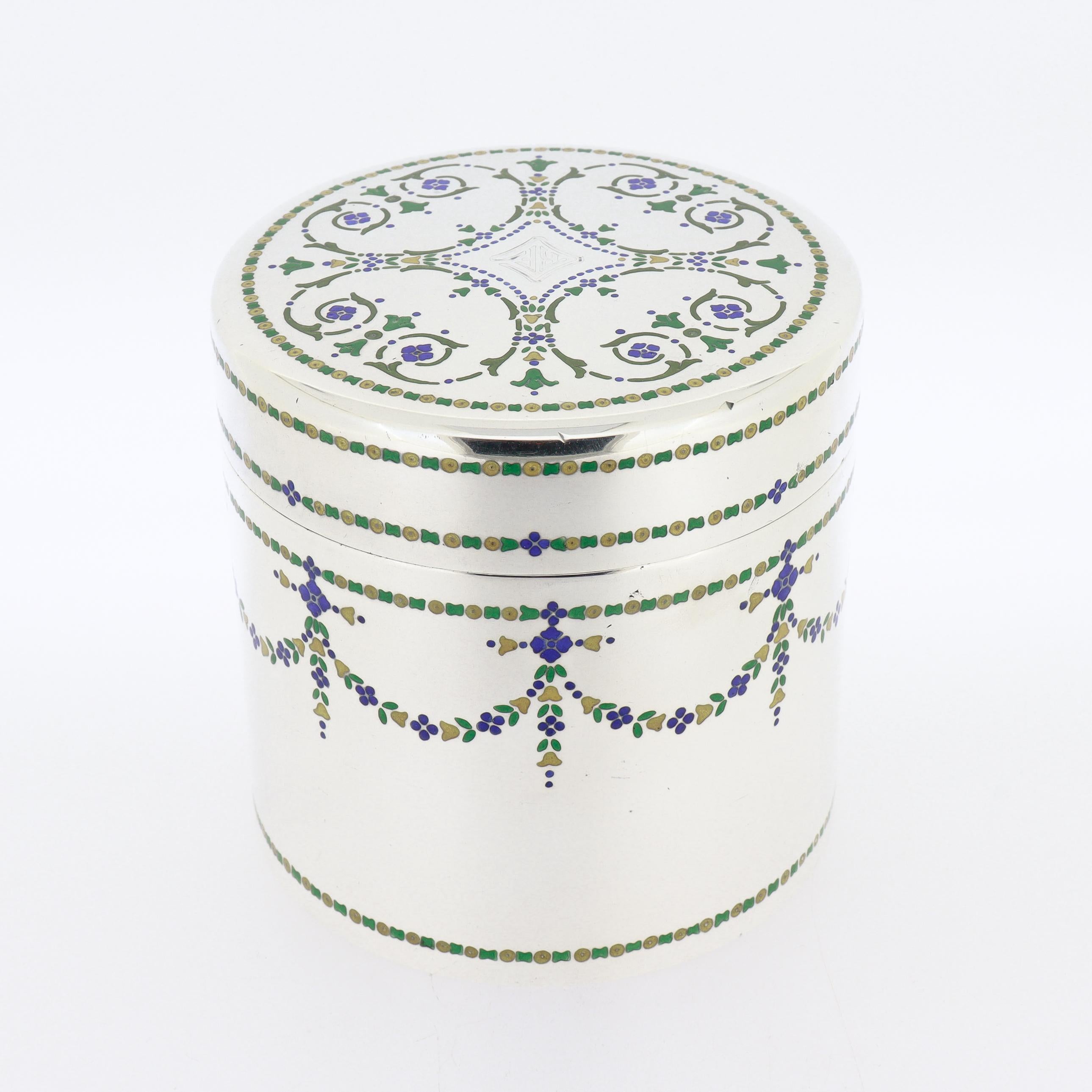 Antiguo Art Decó Tiffany & Co. Caja de plata de ley y mosaico esmaltado siglo XX en venta