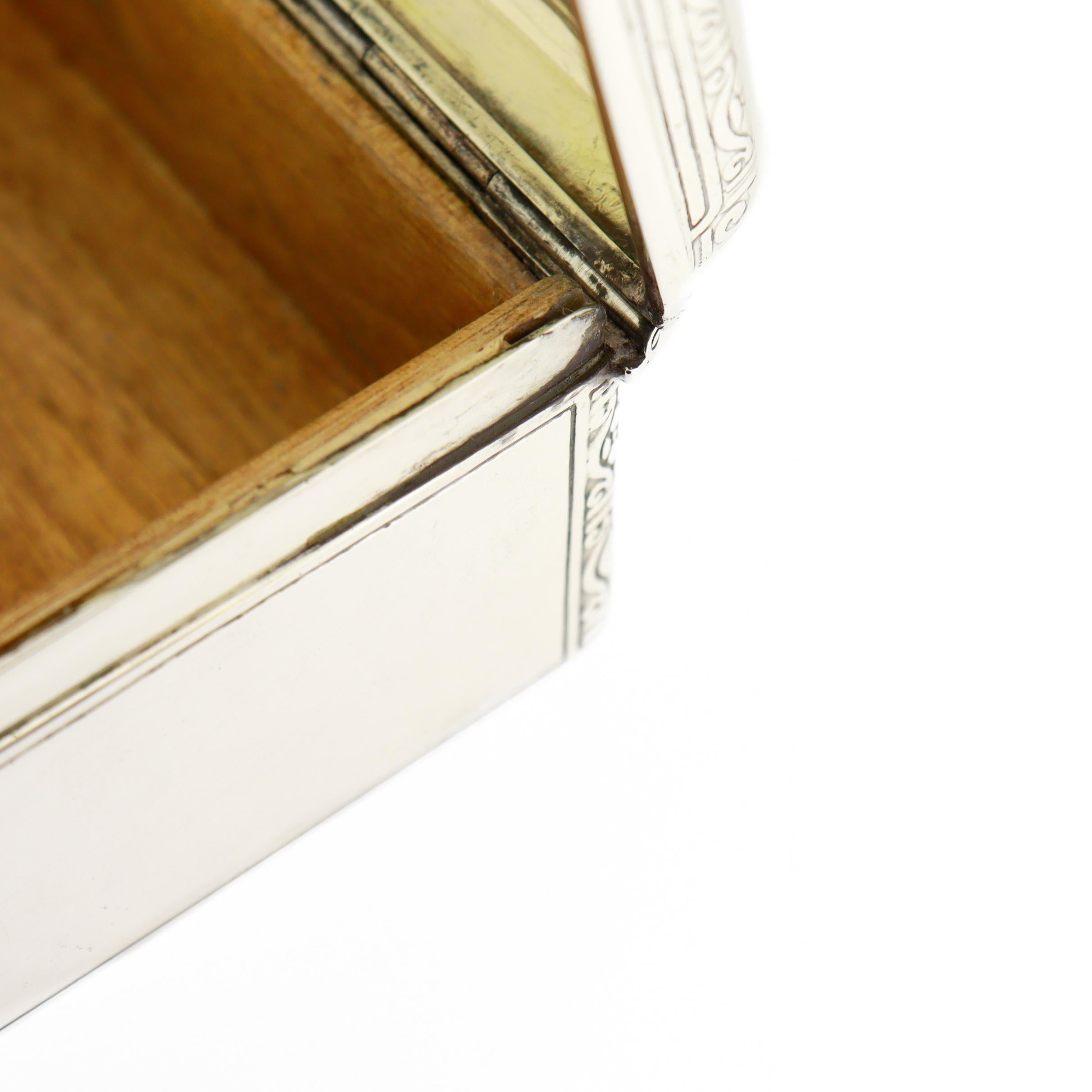 Antique Art Deco Tiffany & Co. Sterling Silver Wood Lined Dresser Box For Sale 13
