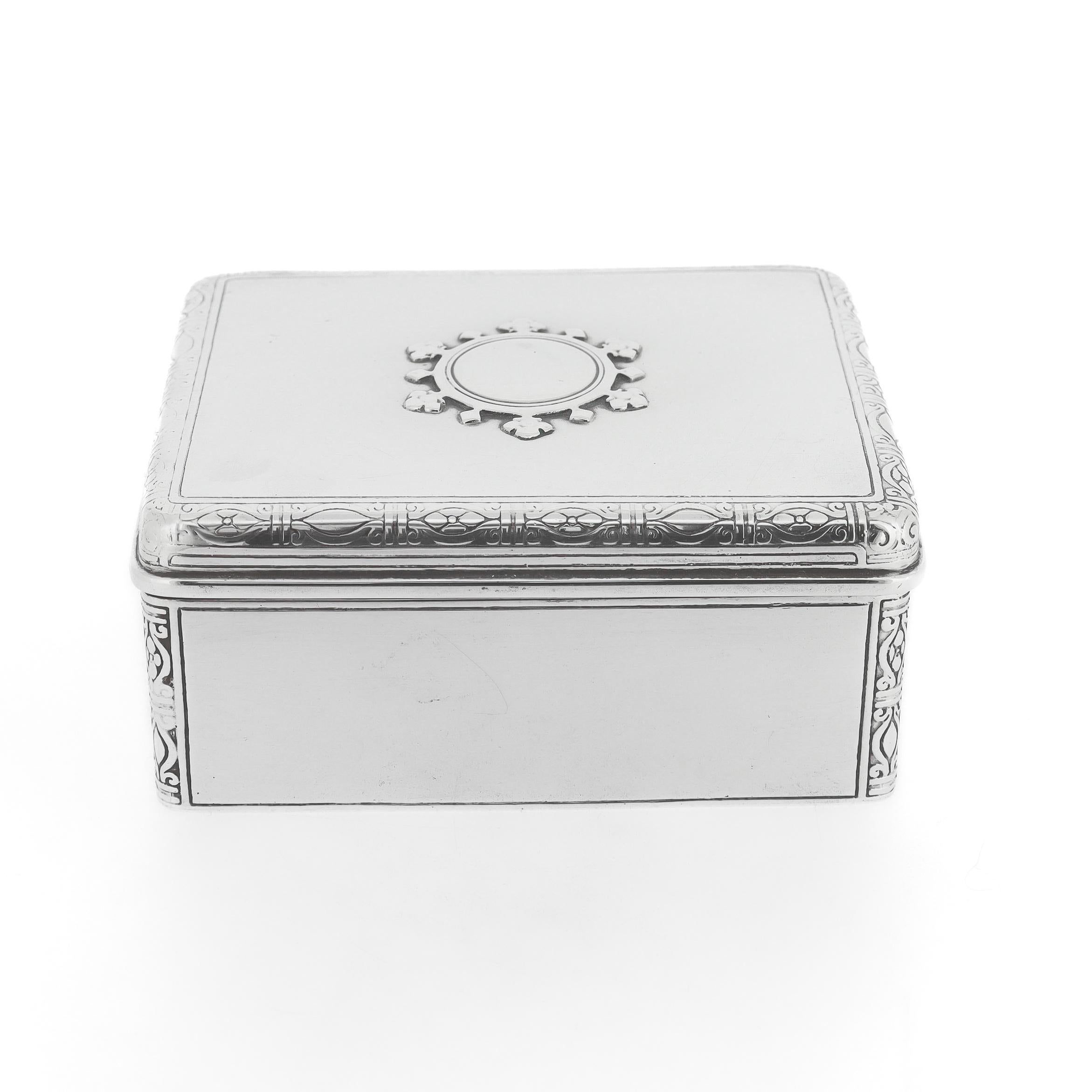 Women's or Men's Antique Art Deco Tiffany & Co. Sterling Silver Wood Lined Dresser Box For Sale