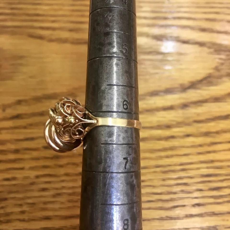 Antique Art Deco Tri Color 14K Gold Love Knot Ring 1930s 6.5 Gram Size 6.25 For Sale 5