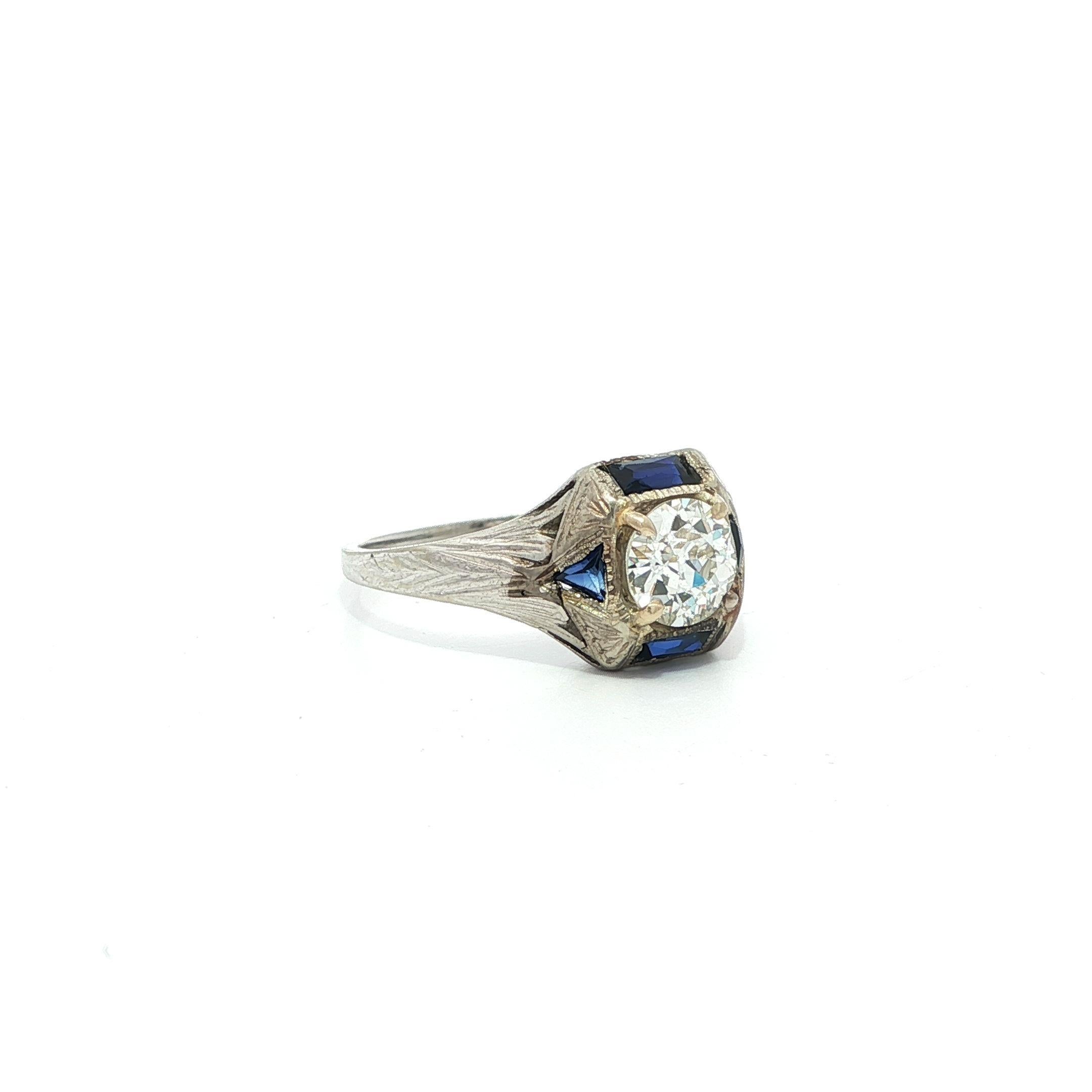 Bague ancienne en or blanc Arte Deco 0.65ct Diamond w/ Sapphire Engraved Wheat Work en vente 4