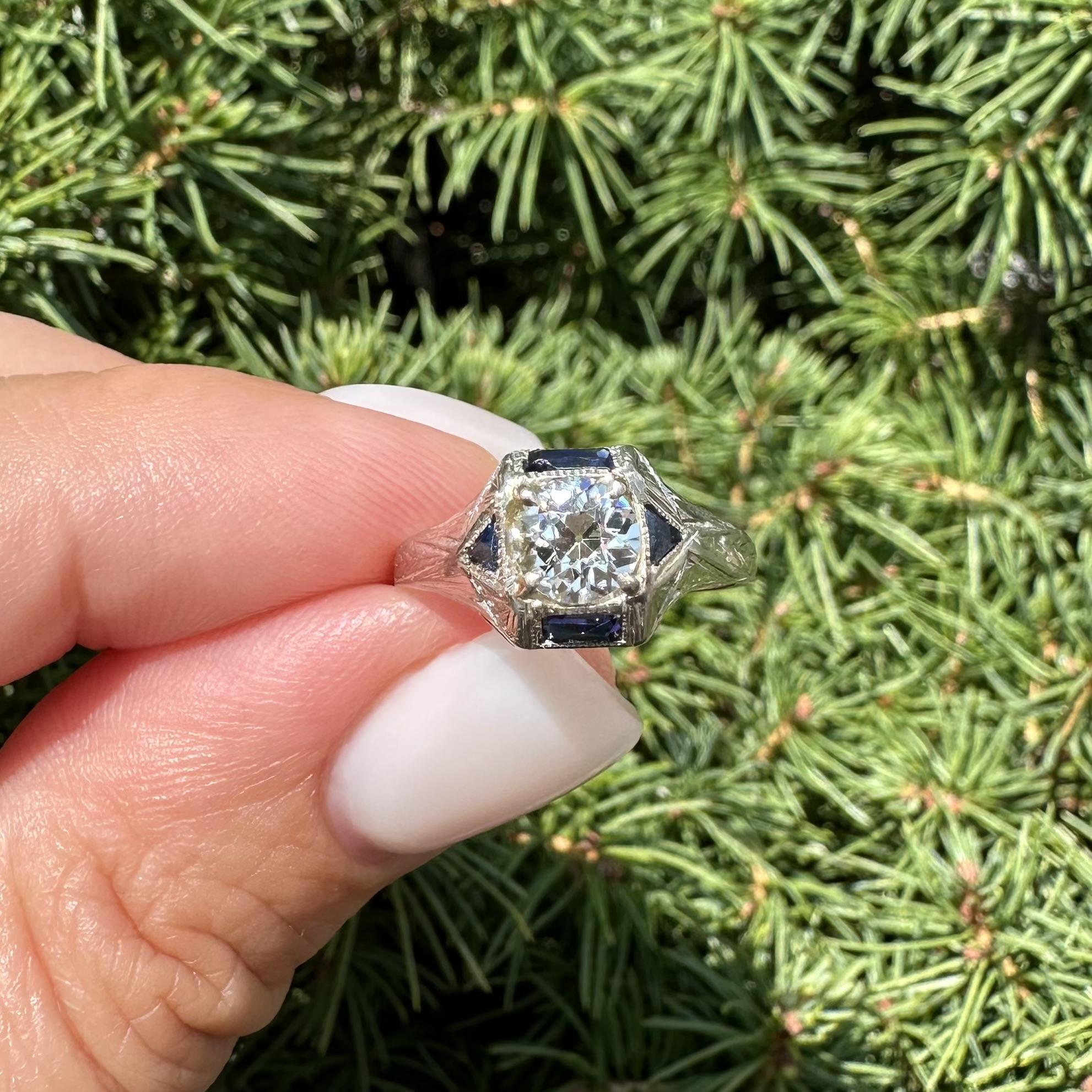 Bague ancienne en or blanc Arte Deco 0.65ct Diamond w/ Sapphire Engraved Wheat Work en vente 5