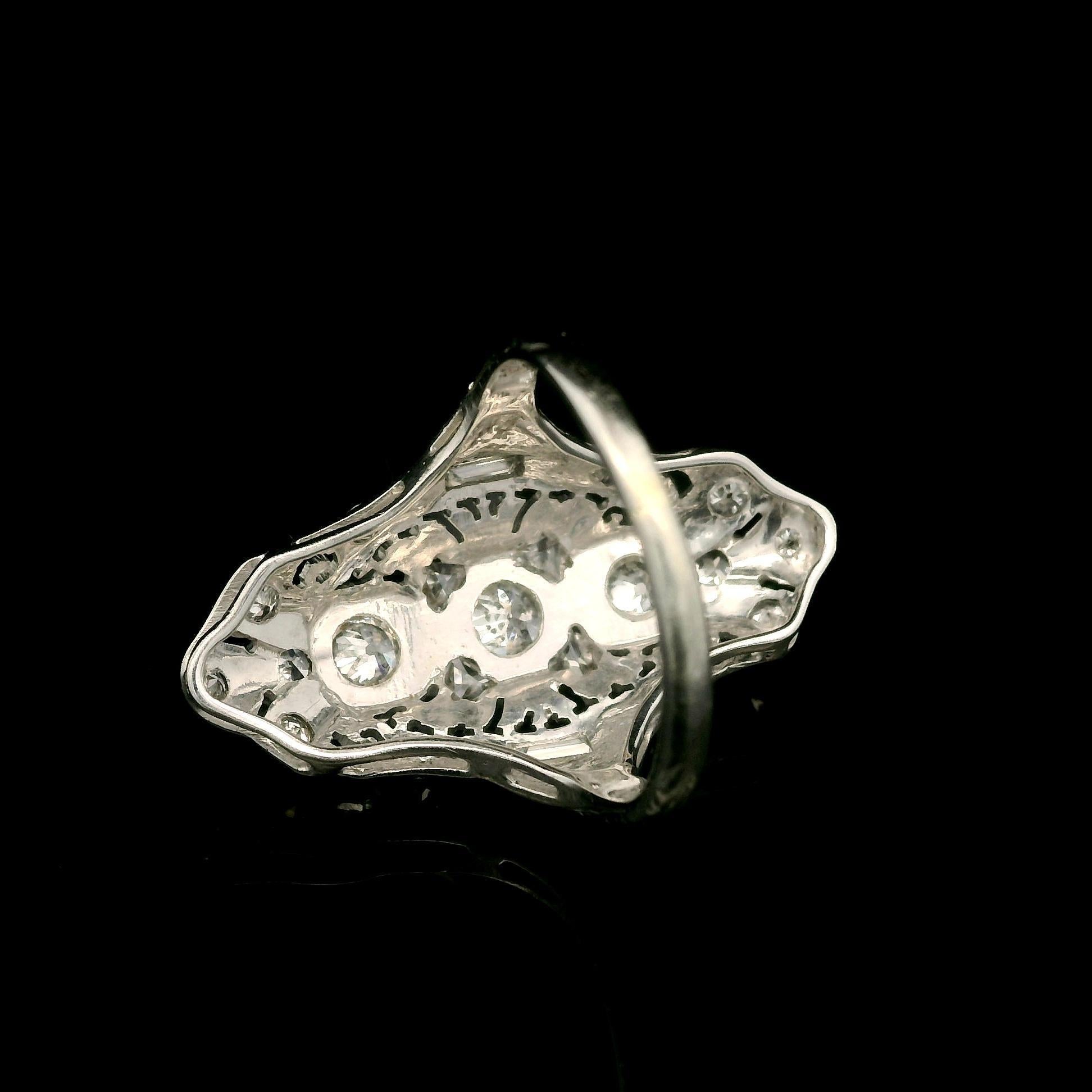 Antique Art Deco White Gold 1ctw Old Cut Diamond Filigree Engraved Dinner Ring In Good Condition For Sale In Montclair, NJ