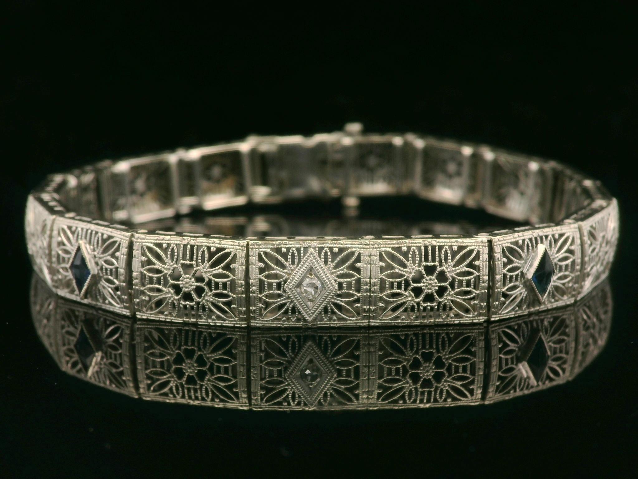 Antique Art Deco White Gold Old Diamond & Sapphire Flower Filigree Line Bracelet In Excellent Condition For Sale In Montclair, NJ