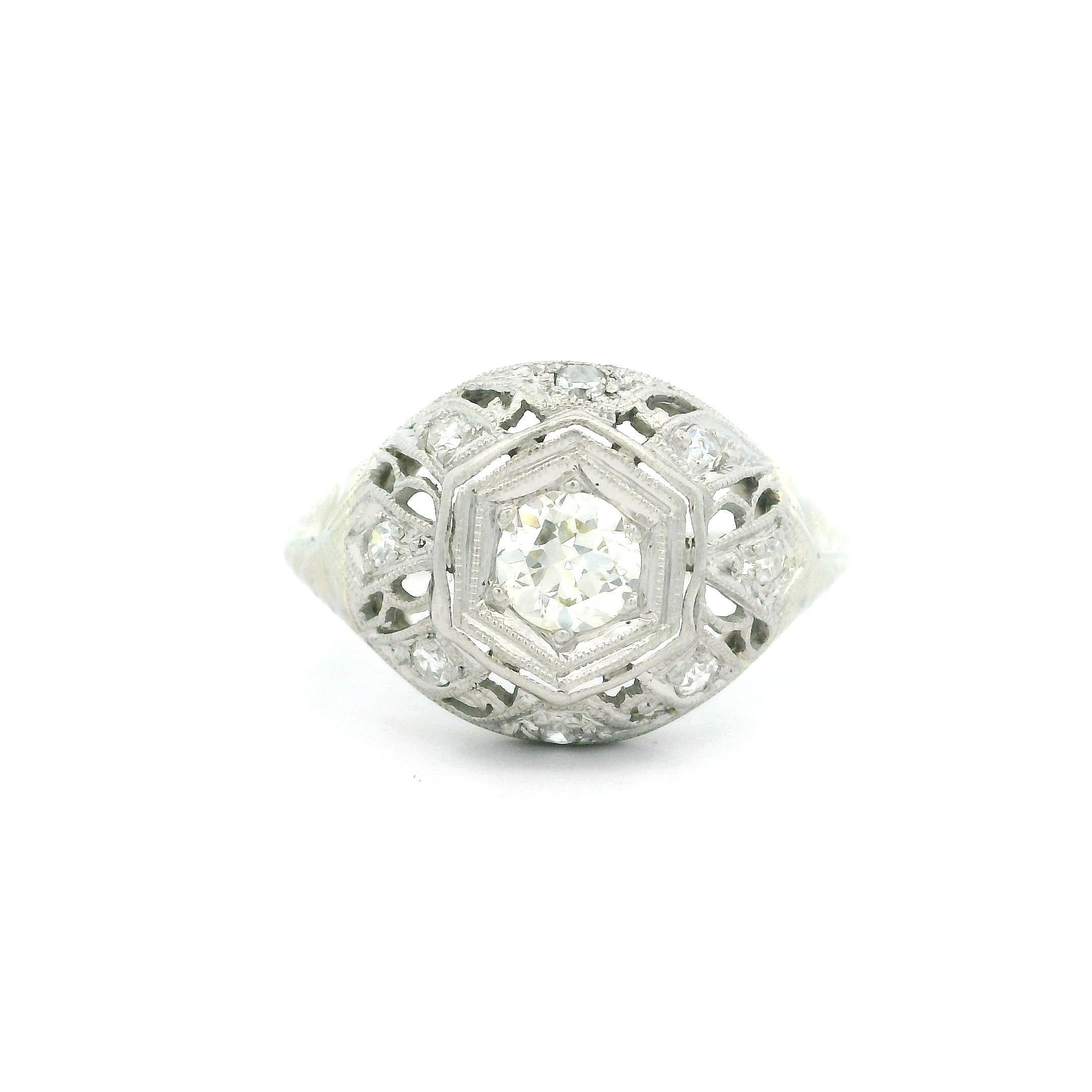 Antique Art Deco White Gold & Platinum Old Cut Diamond Filigree Engraved Ring