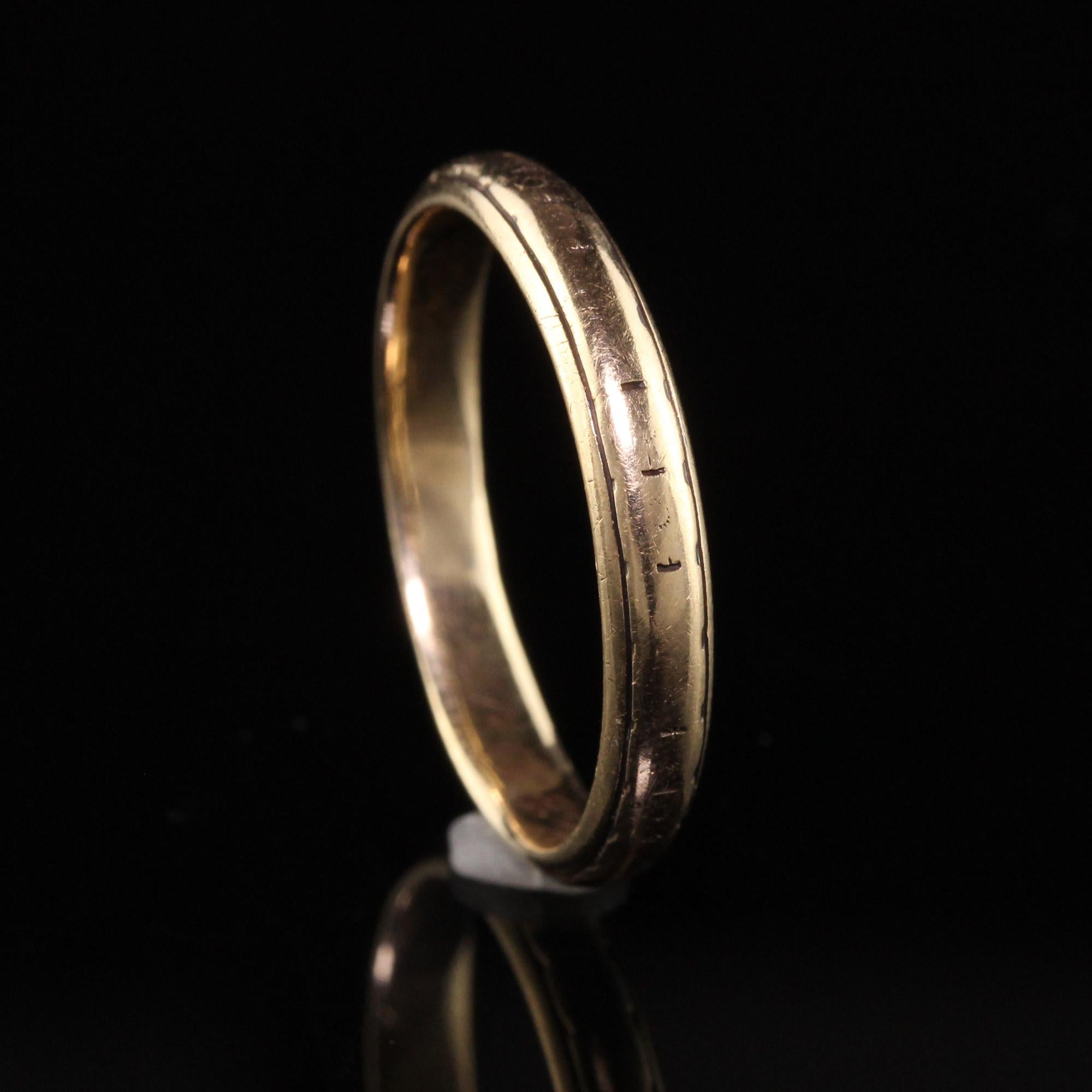 Antique Art Deco White Rose 14K Yellow Gold Engraved Wedding Band For Sale 2