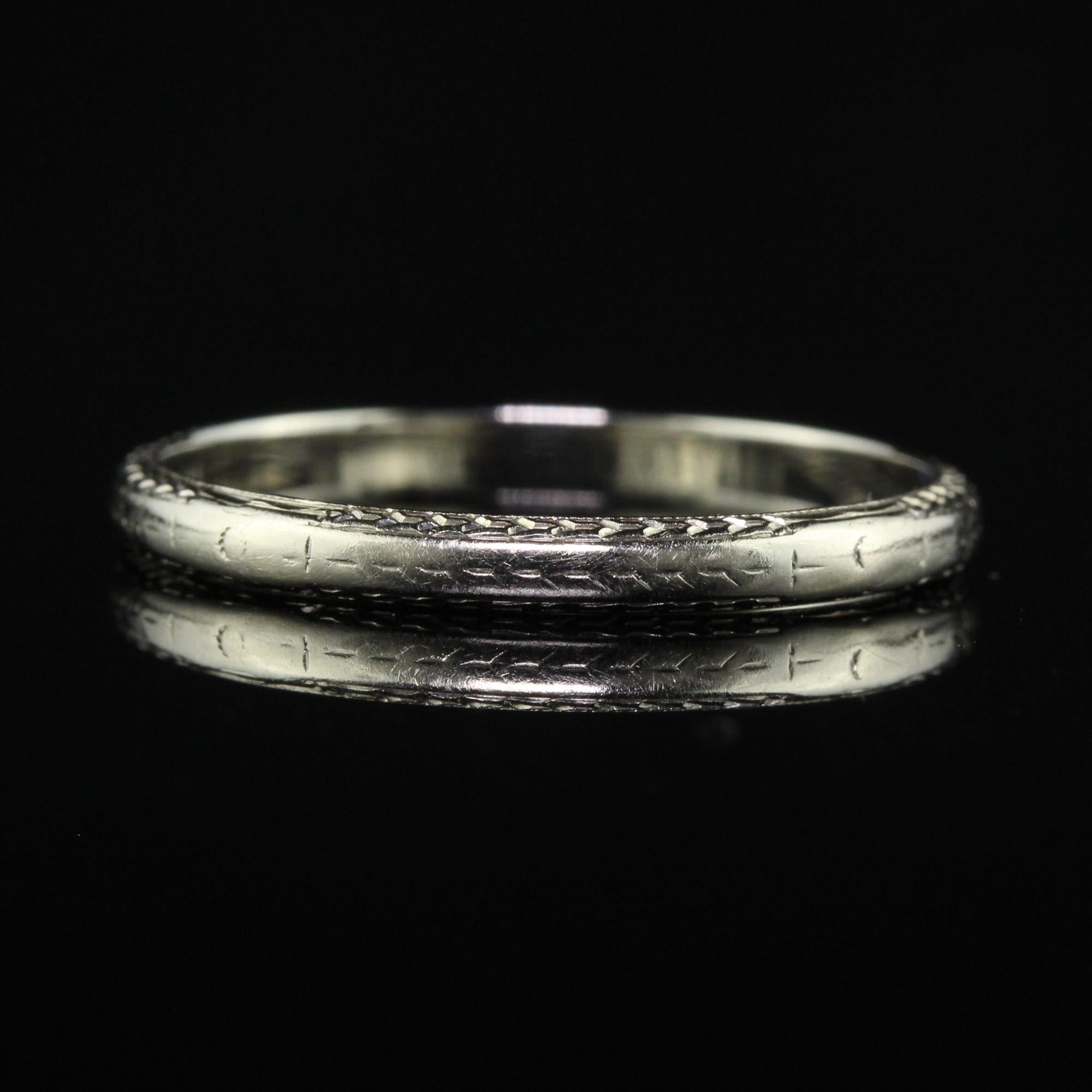 Antique Art Deco Wood and Sons 18K White Gold Engraved Wedding Band - Size 8 For Sale 1