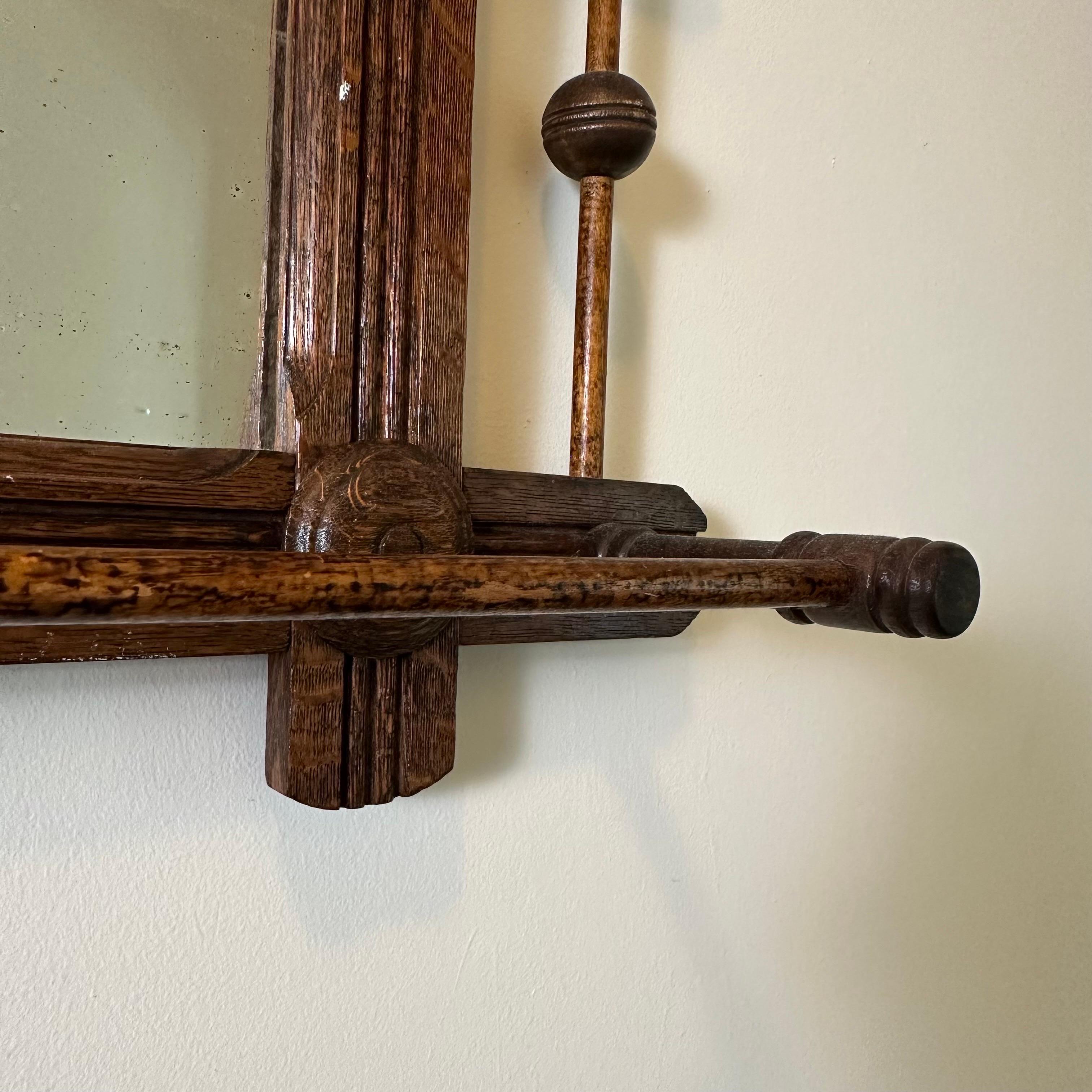 Antique Mirror in legno Deco con barra di sospensione in vendita 4