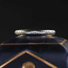 Antique Art Deco Woods and Sons 18K Two Tone Gold Engraved Wedding Band - Size 7