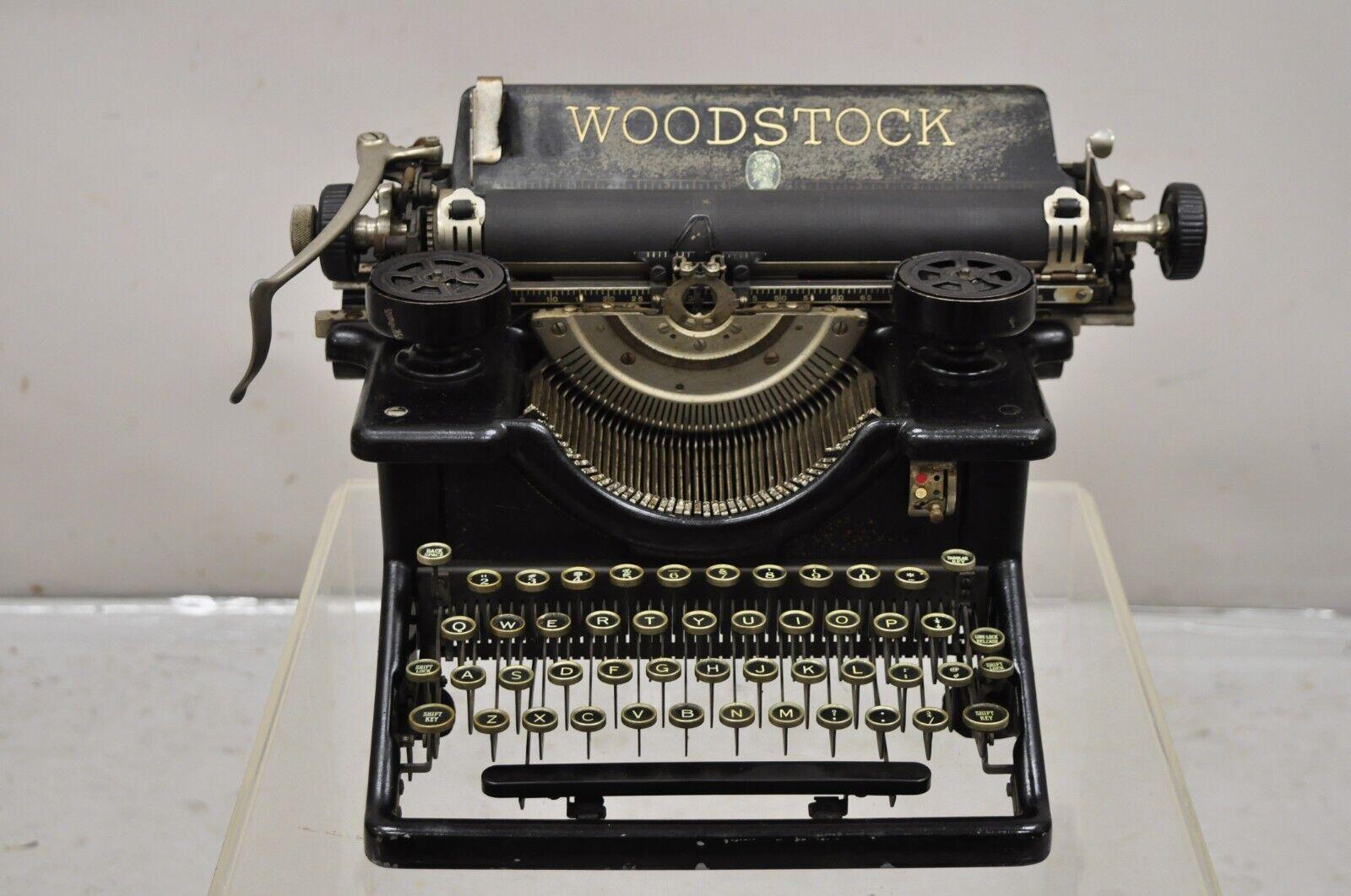 Antique Art Deco Woodstock Manual Typewriter. Circa 1930s. Measurements: 9