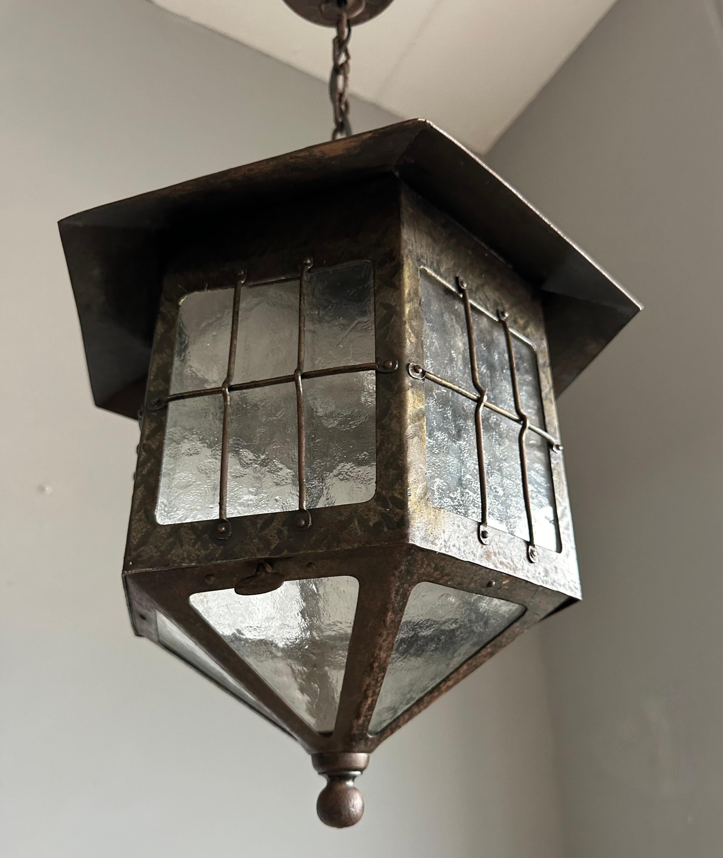 Antigua linterna Art Decó de hierro forjado y cristal catedral, para porche o vestíbulo 3